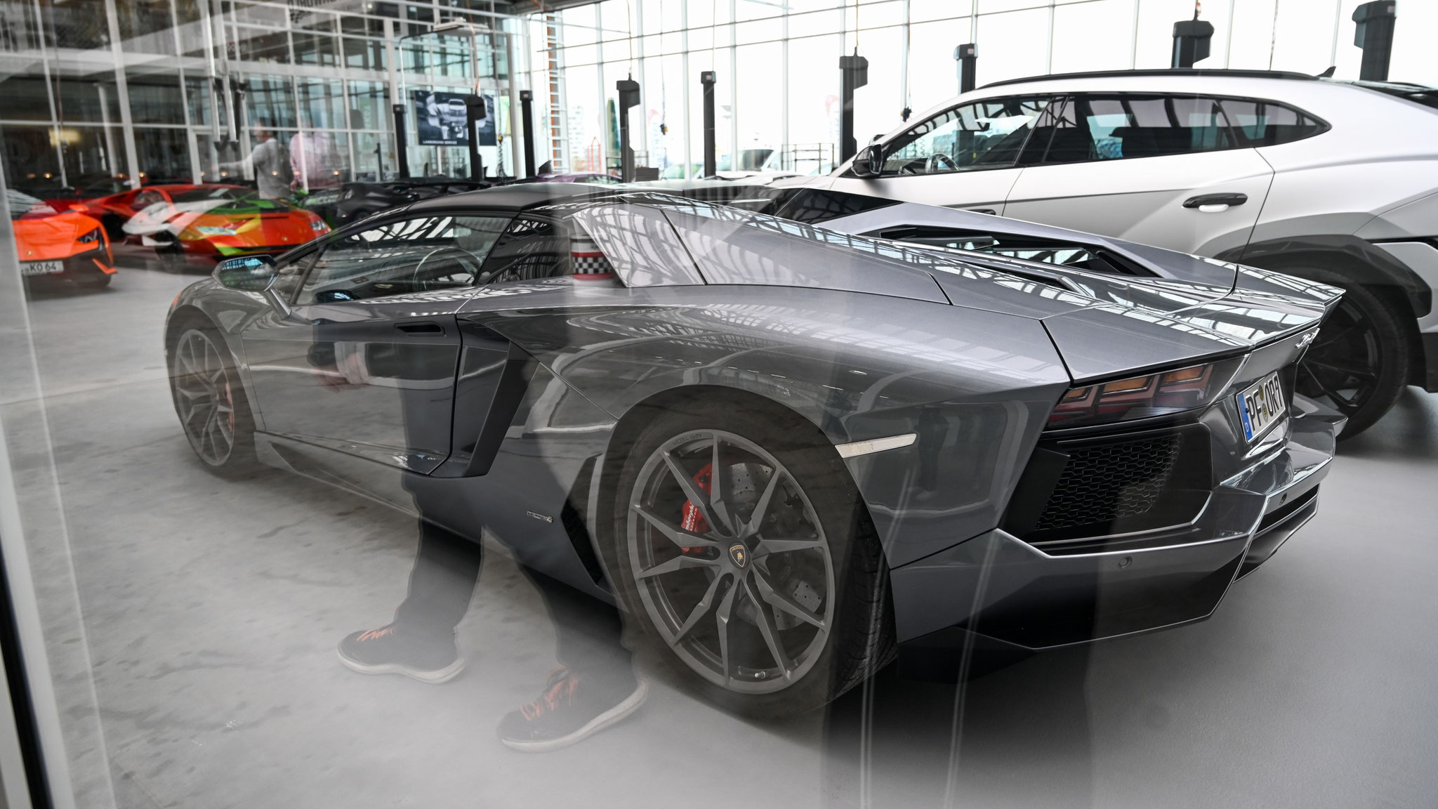 Lamborghini Aventador LP700-4 Roadster - PF-OR7