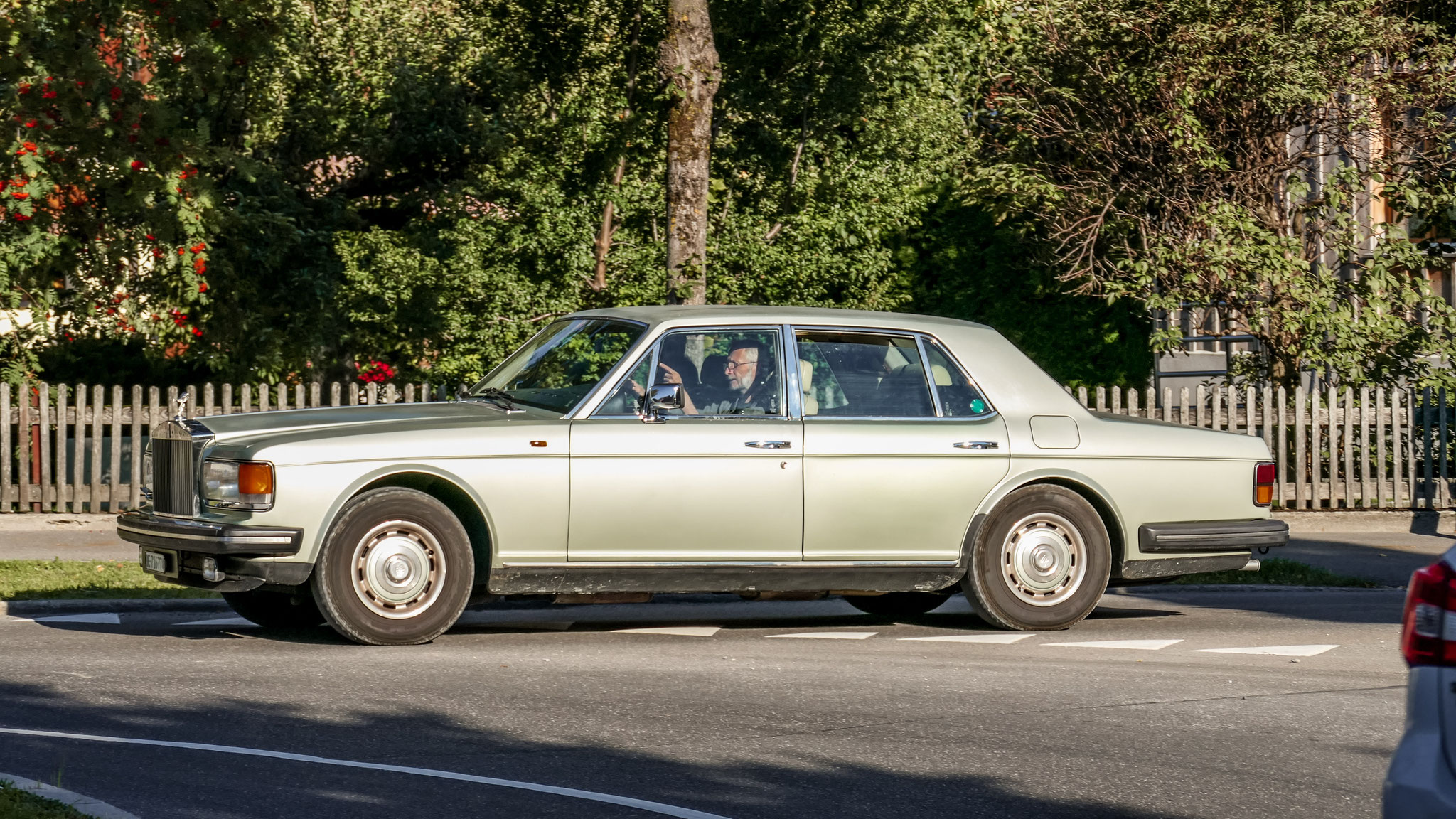 Rolls Royce Silver Spirit - BE71677 (CH)