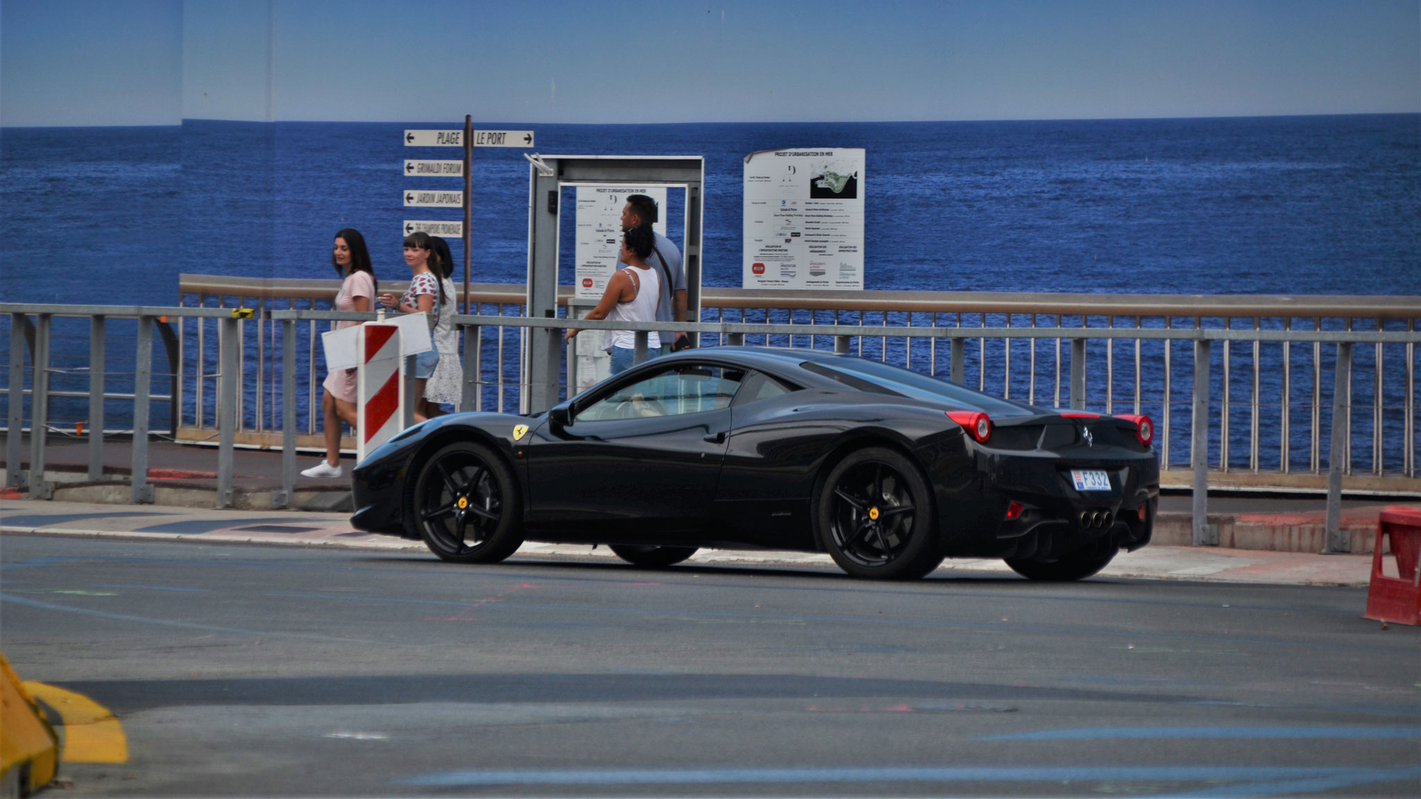 Ferrari 458 Italia - F332 (MC)