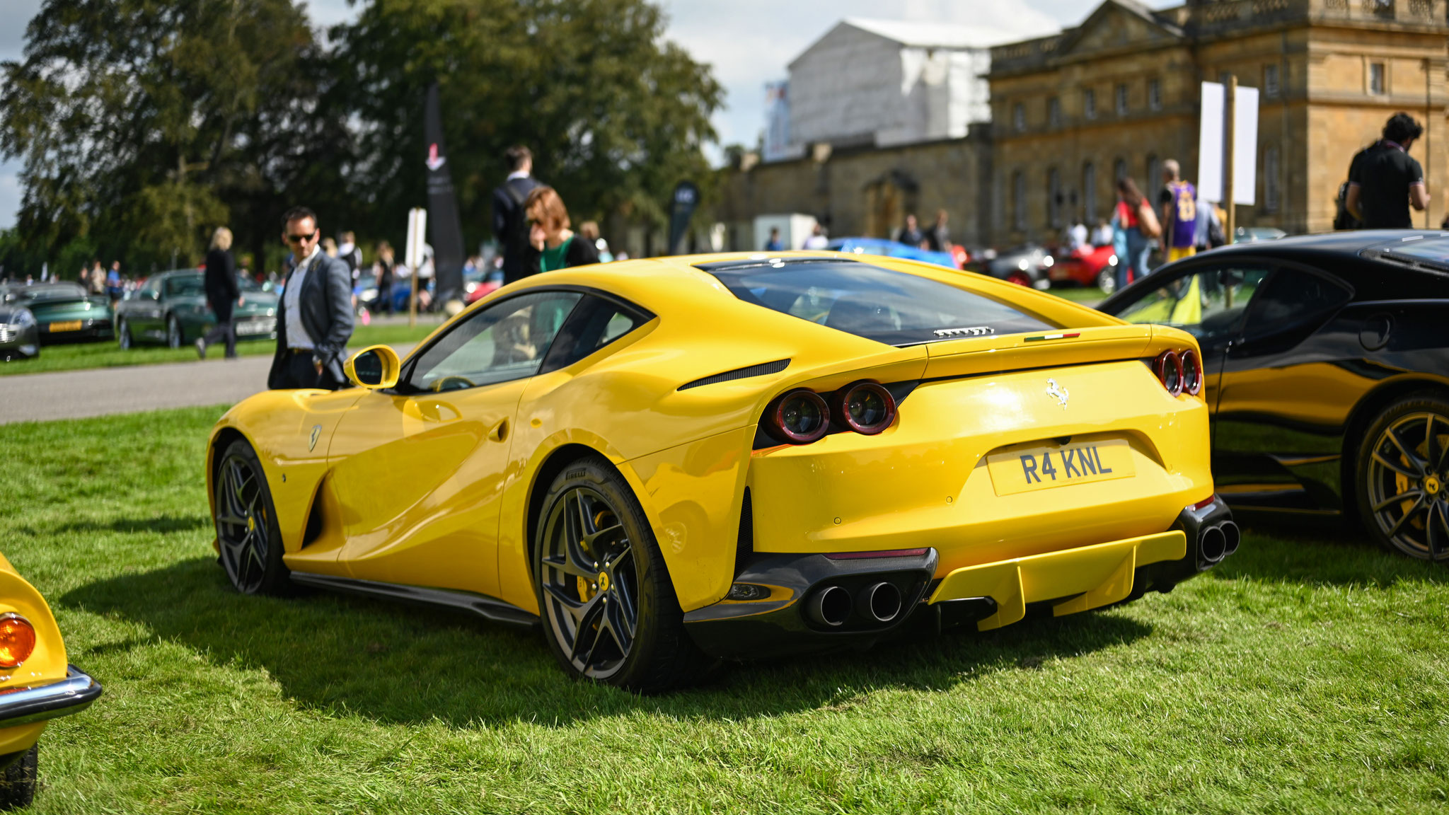 Ferrari 812 Superfast - R4KNL (GB)