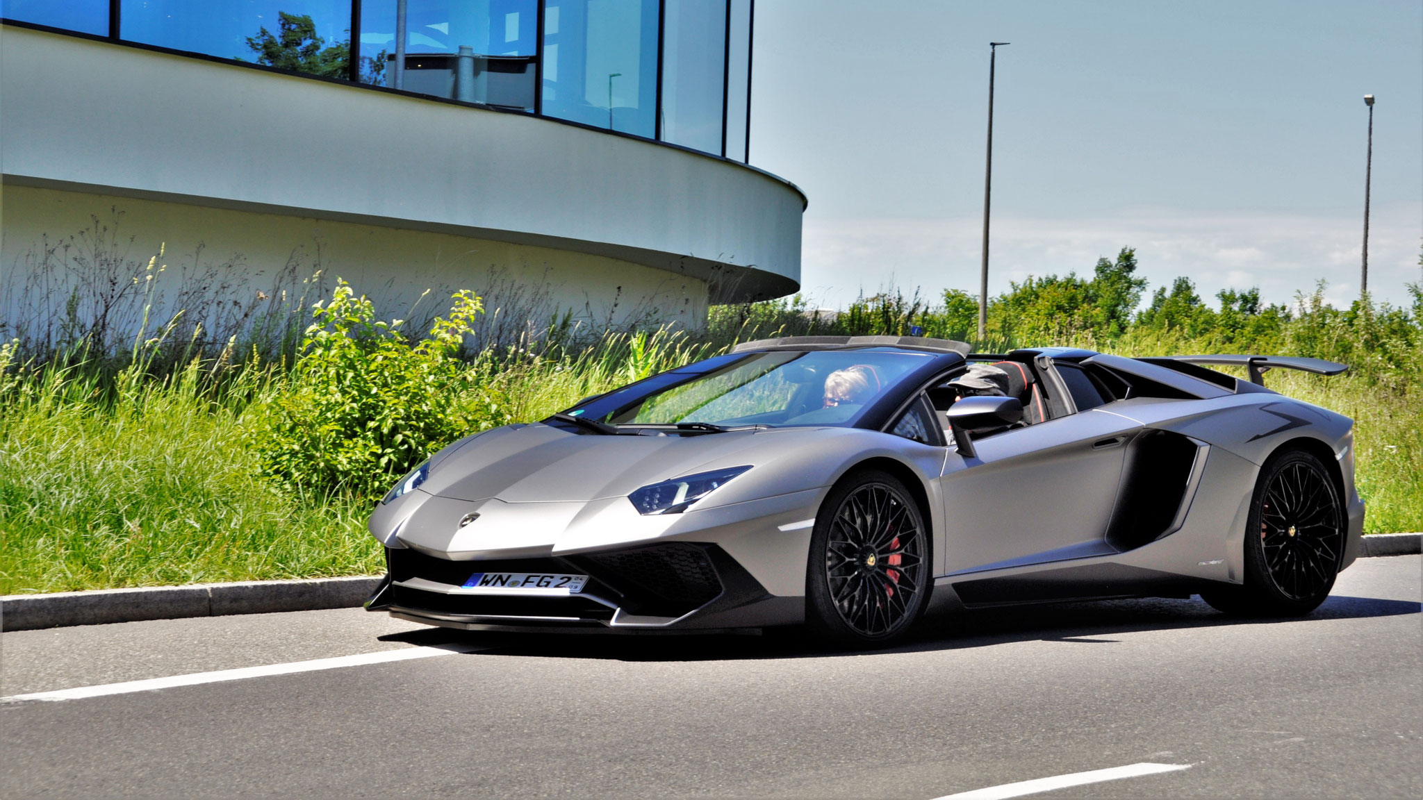 Lamborghini Aventador LP-750-4 SV Roadster - WN-FG2