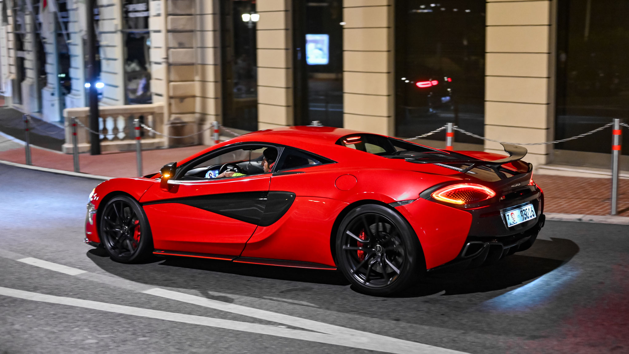 McLaren 570S - 793016 (Abu Dhabi)