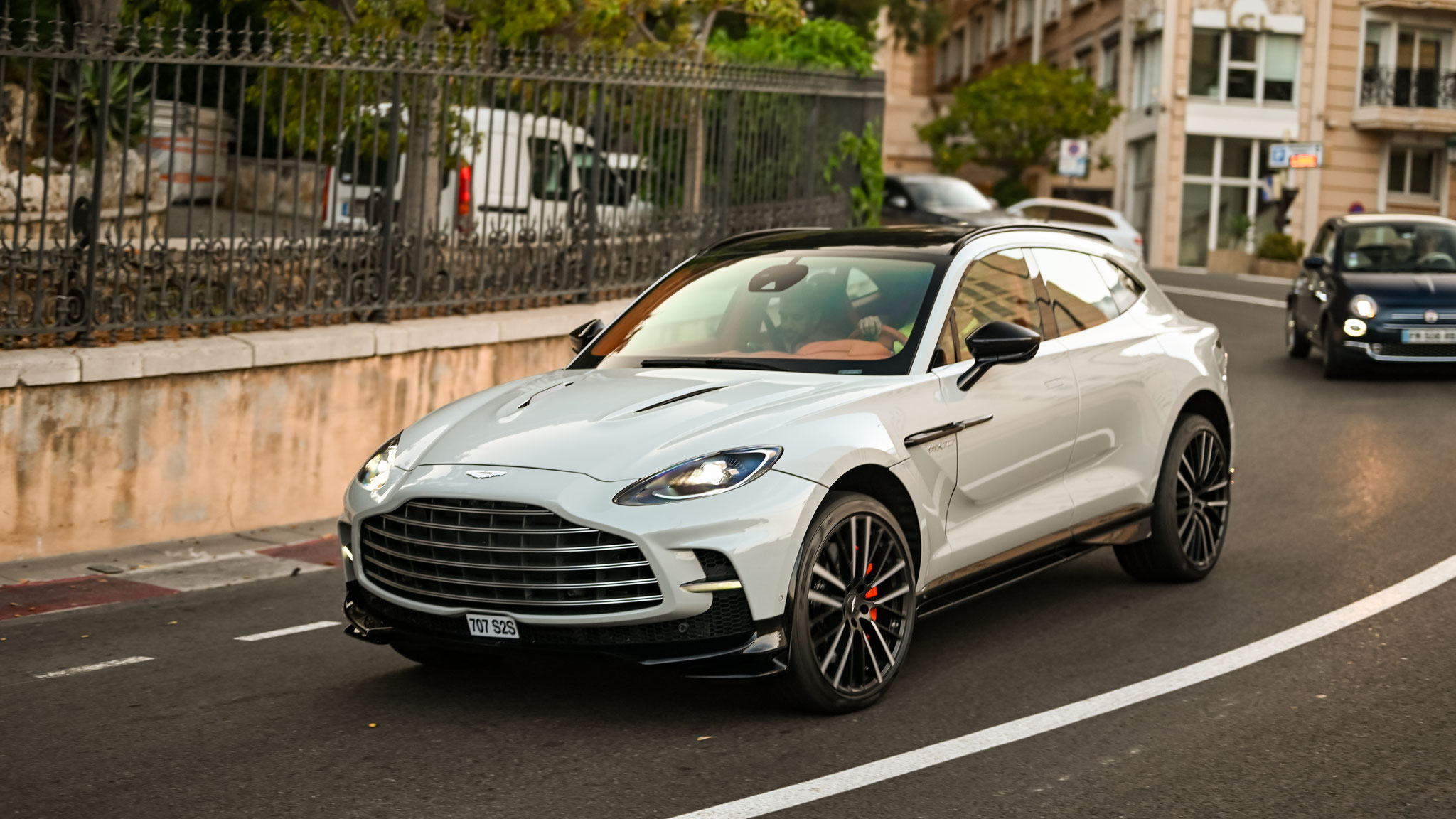 Aston Martin DBX 707 - 707S2S (GB)