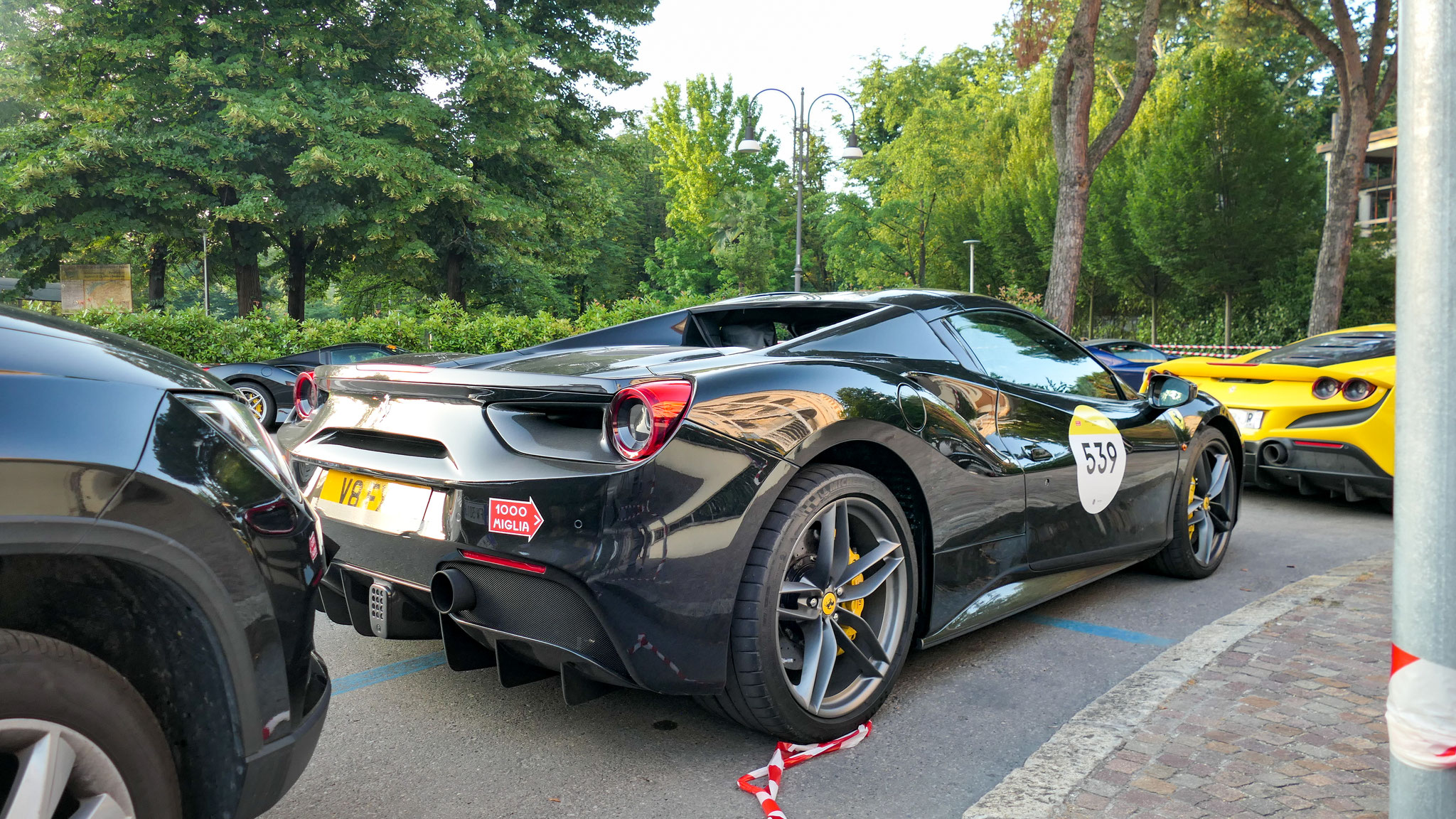 Ferrari 488 Spider - V8FXH (GB)
