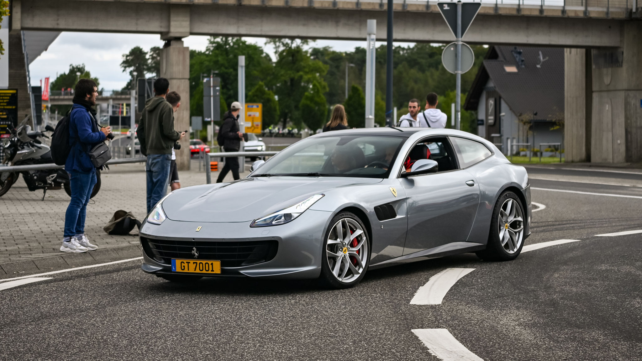 Ferrari GTC4 Lusso - GT7001 (LUX)