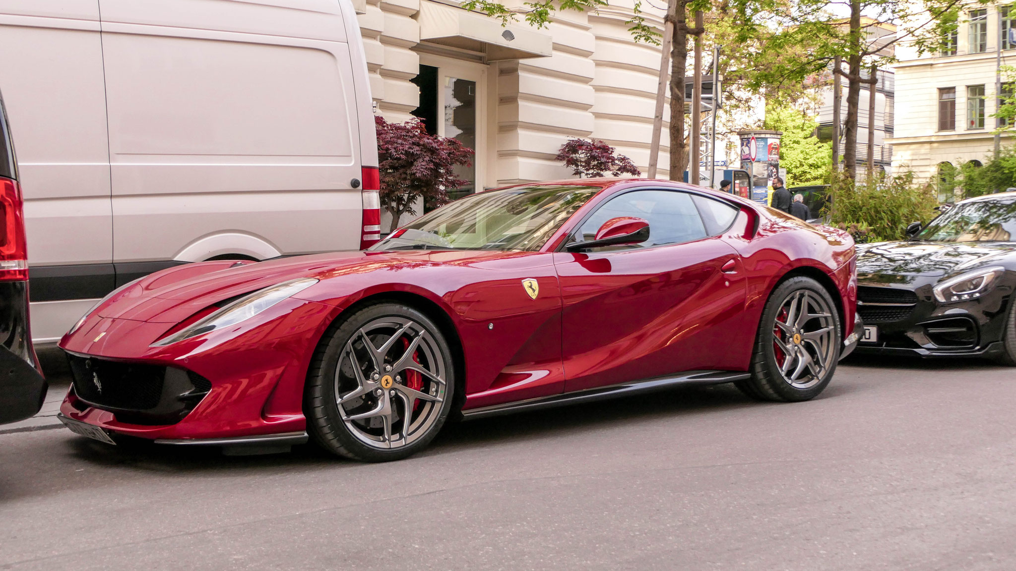 Ferrari 812 Superfast - C777EM-77 (RUS)