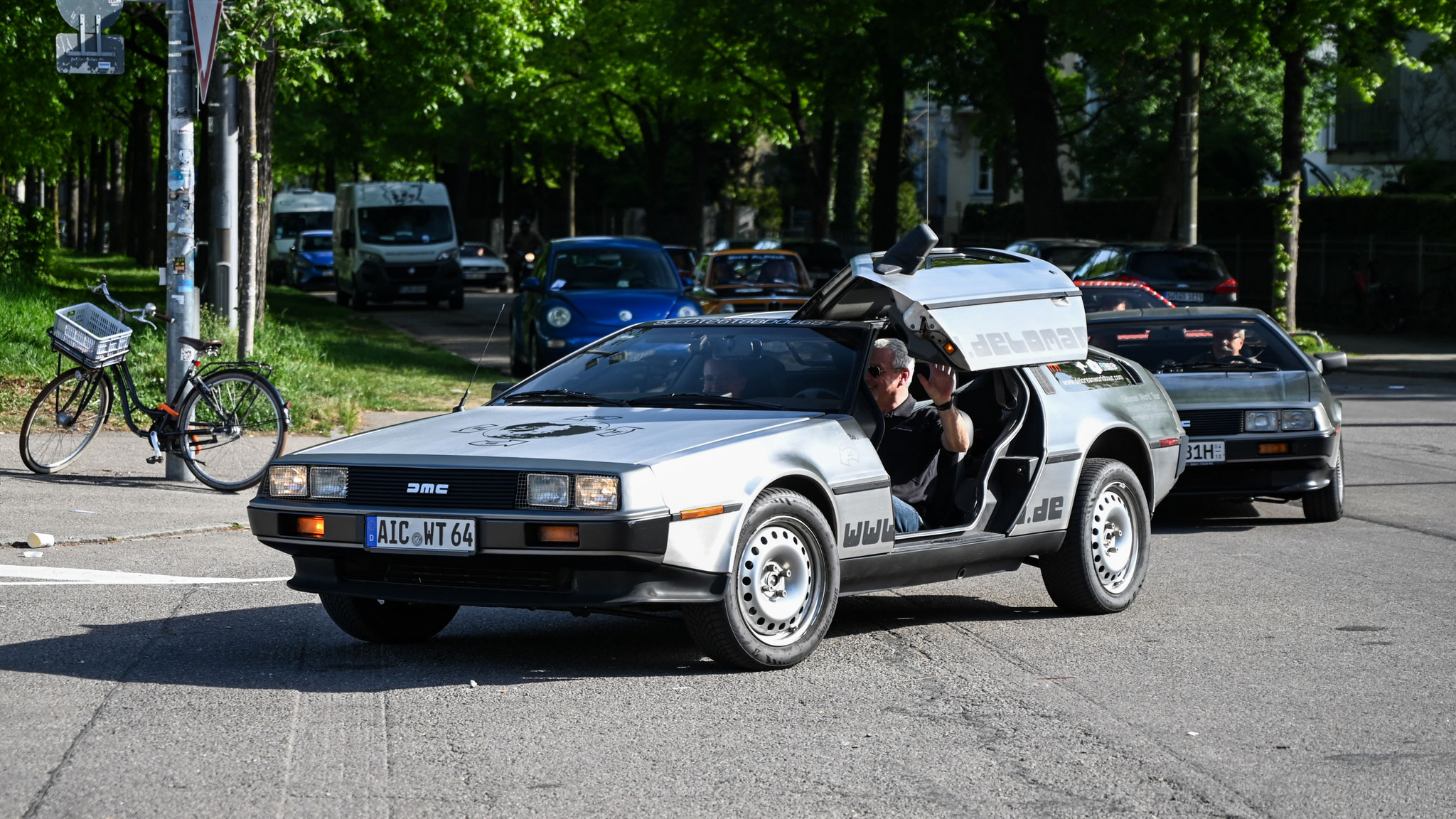 DMC 12 "Delorean" - AIC-WT64