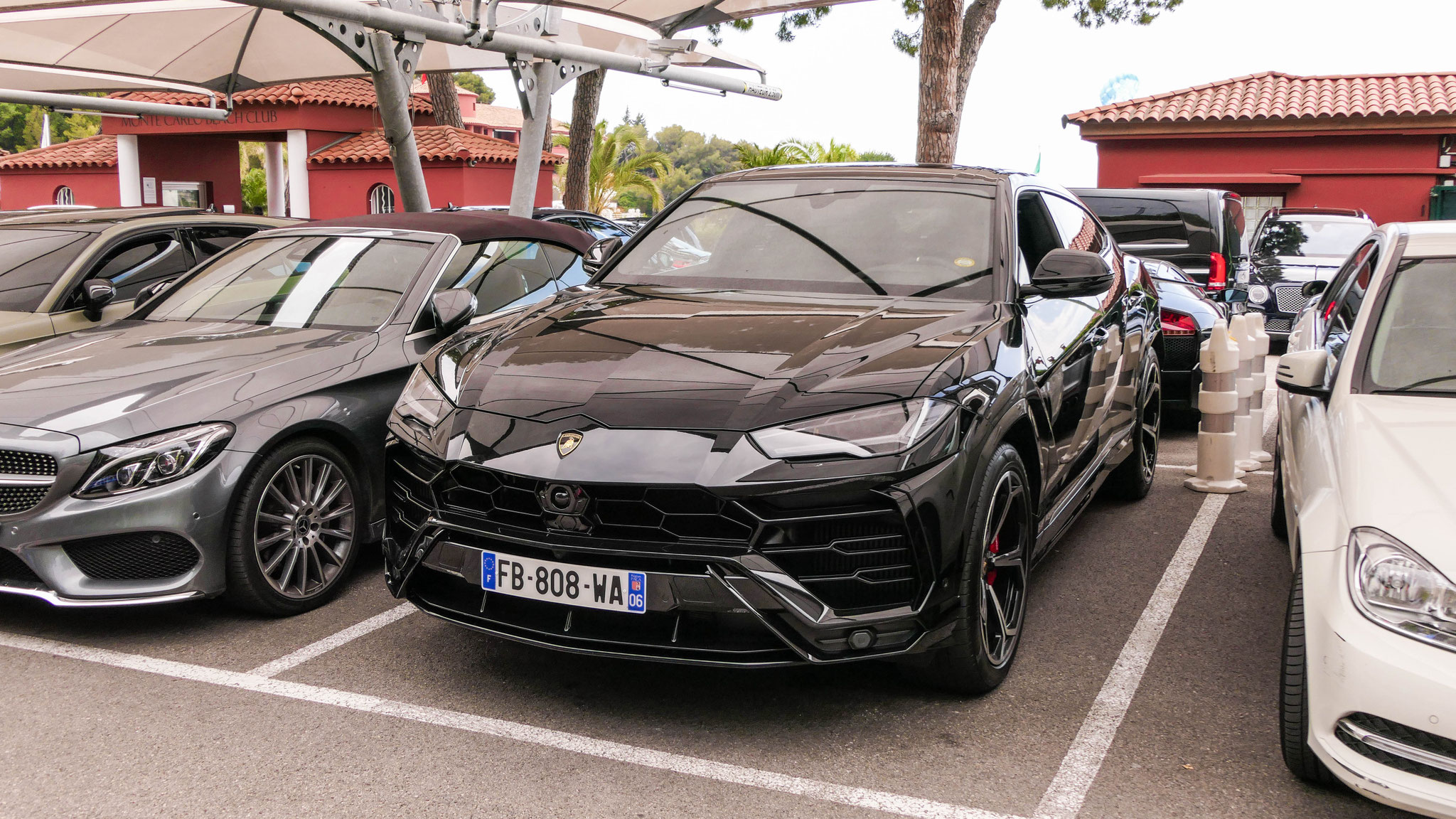 Lamborghini Urus - FB808WA-06 (FRA)