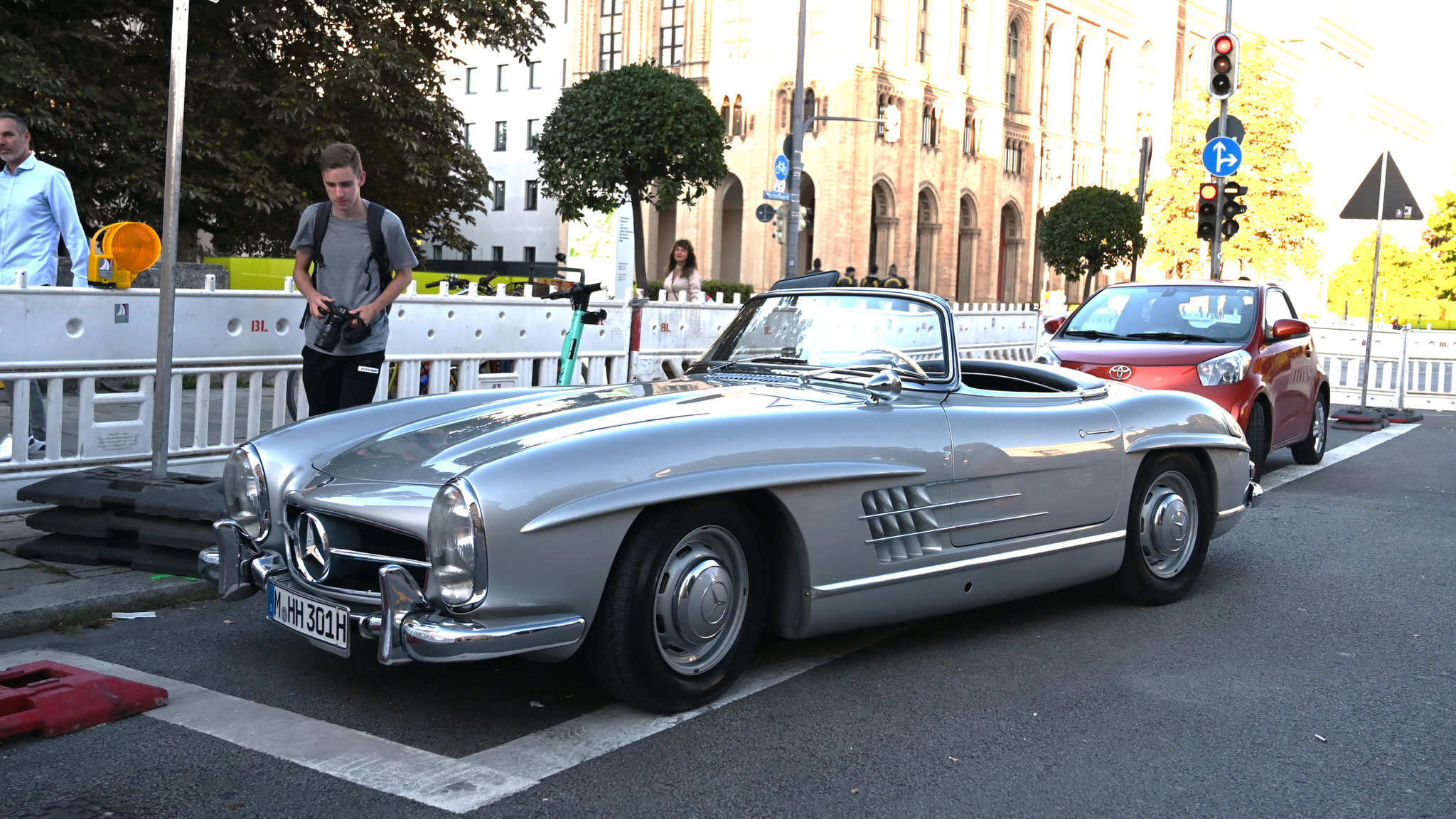 Mercedes 300SL Roadster - M-HH301H