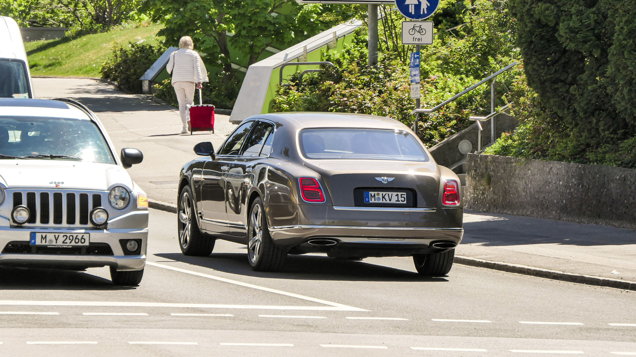 Bentley Mulsanne - M-KV15