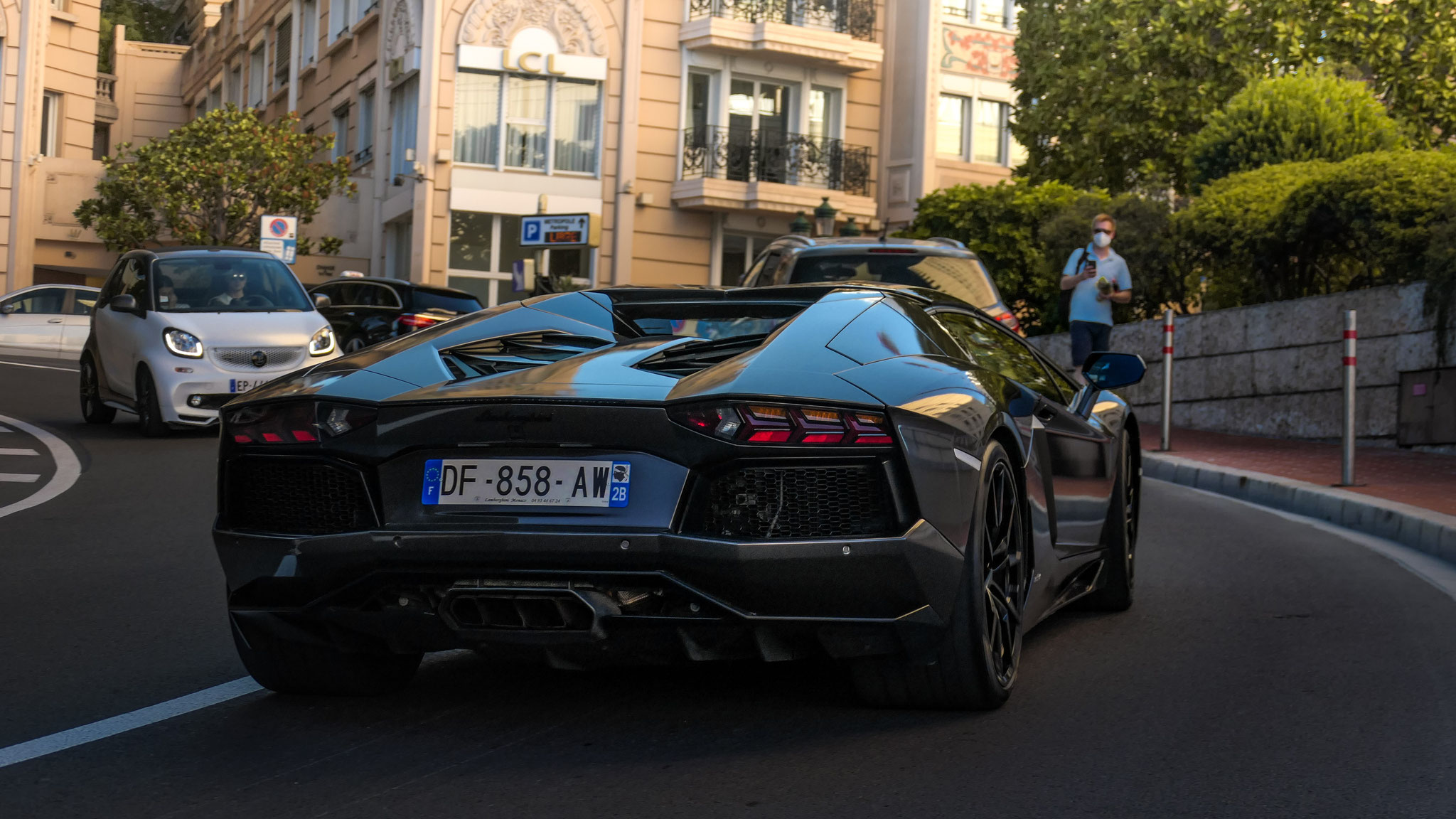 Lamborghini Aventador LP700-4 - DF858AW-2B (FRA)