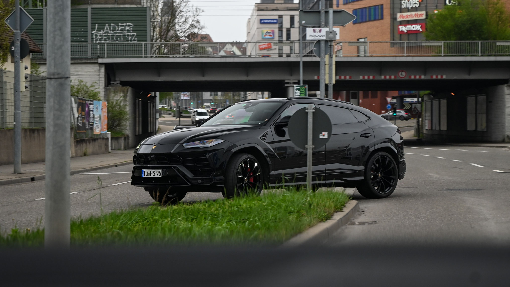 Lamborghini Urus - TÜ-HS96