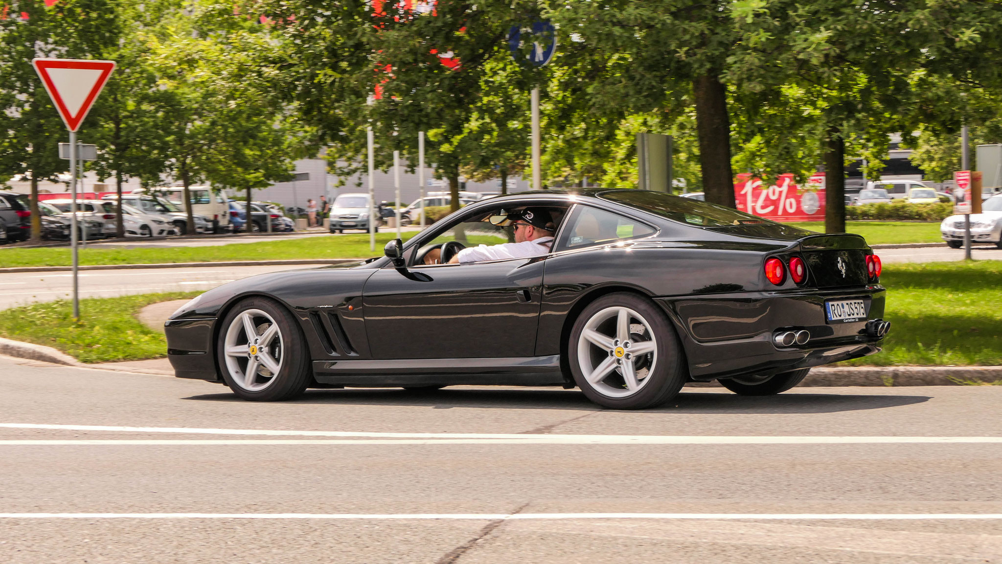 Ferrari 575M Maranello - RO-JS575