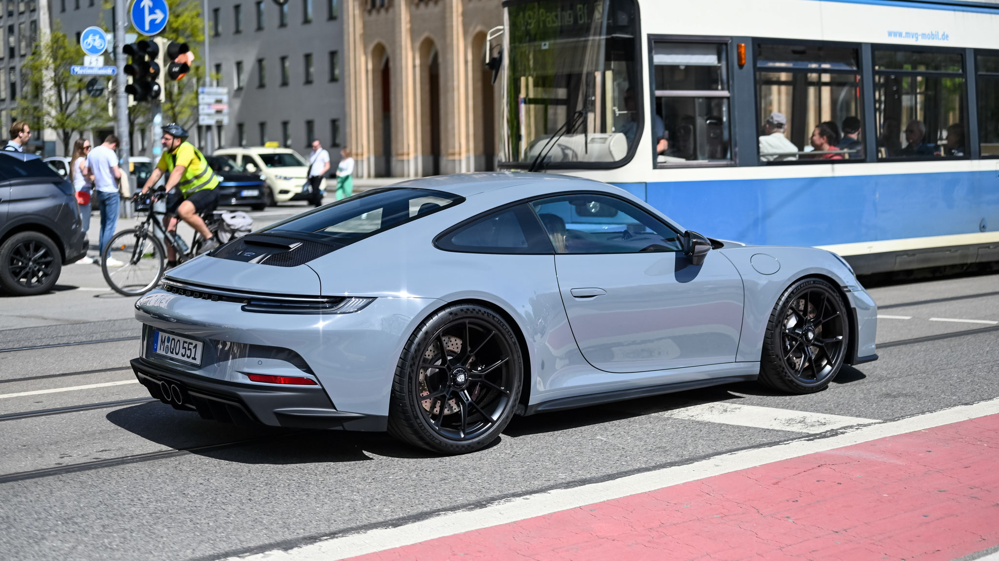 Porsche 992 GT3 Touring - M-QO551
