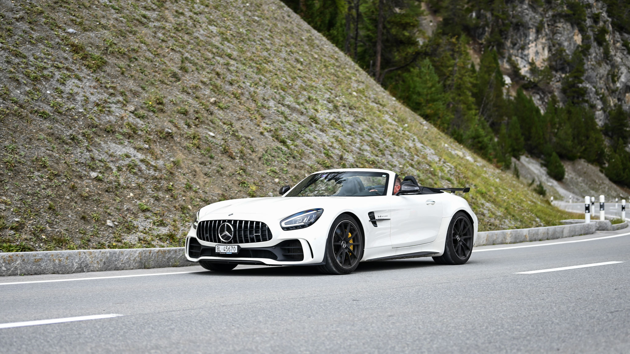 AMG GTR Roadster - BL45670 (CH)