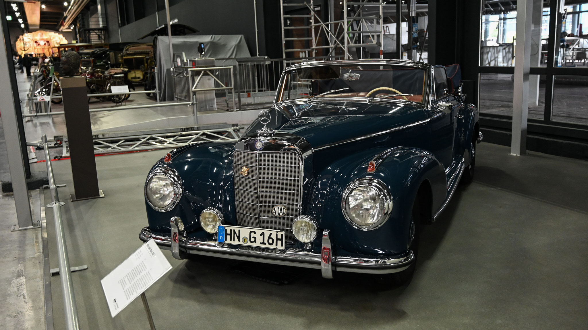 Mercedes 300 S - HN-G16H