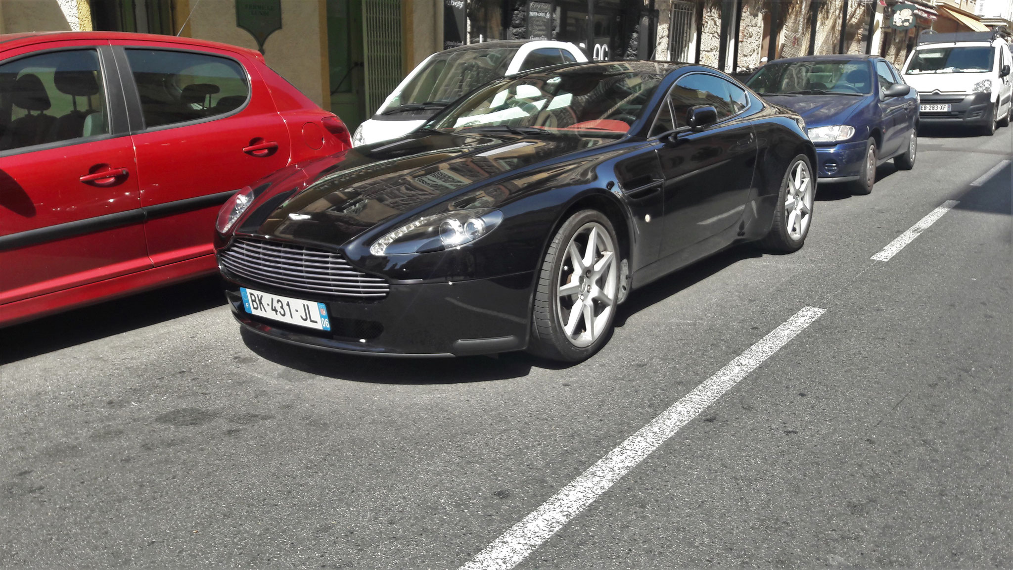Aston Martin Vantage V8 - BK431JL-06 (FRA)