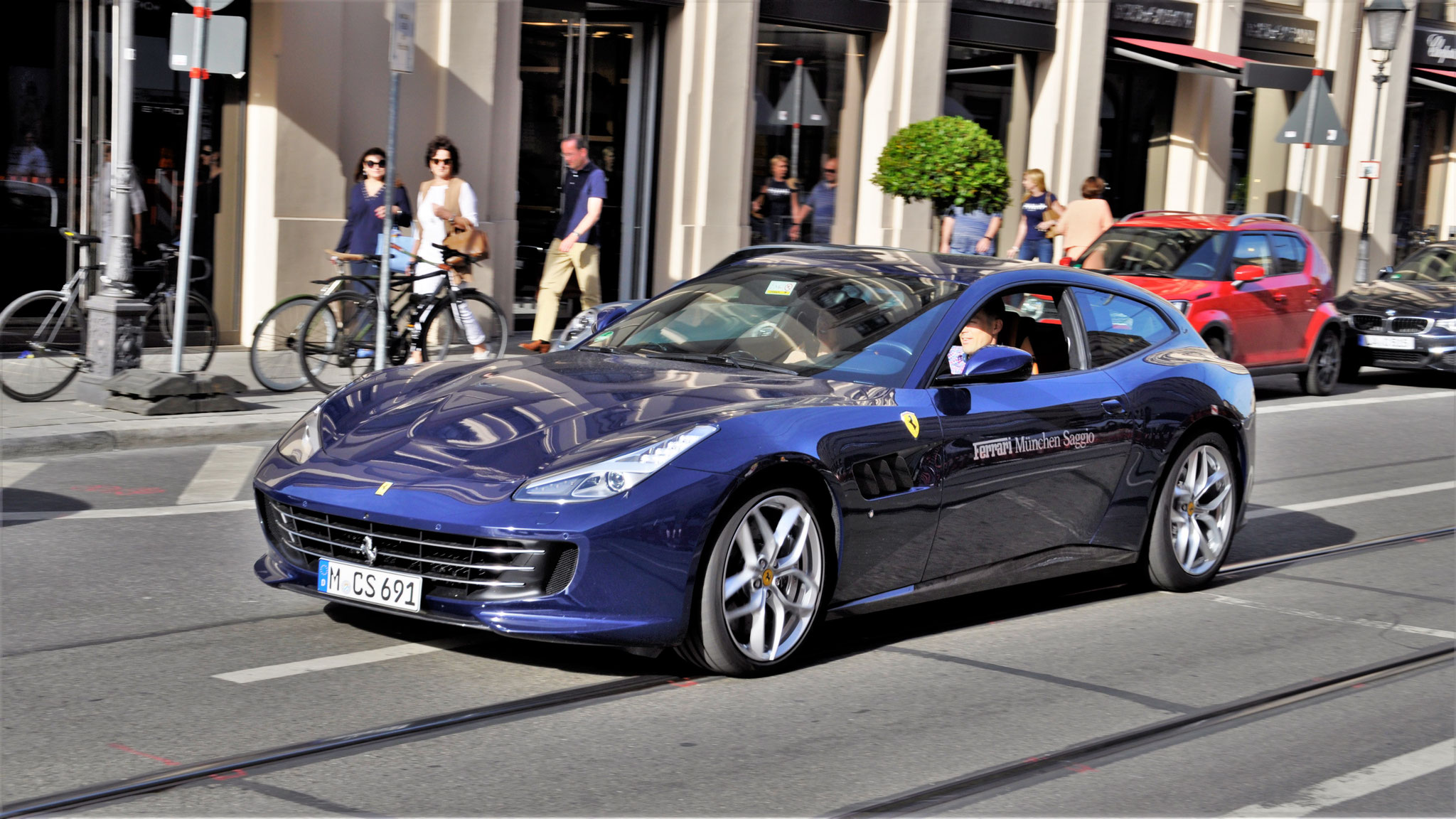 Ferrari GTC4 Lusso - M-CS691