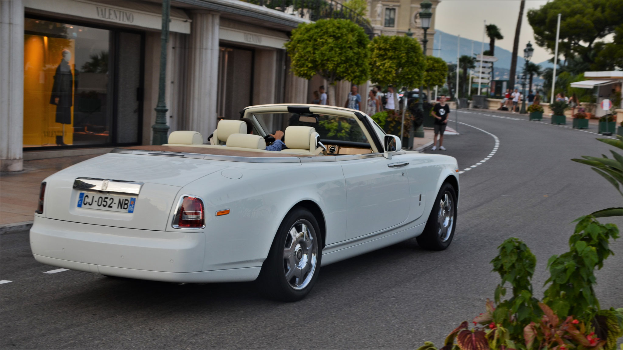 Rolls Royce Drophead - CJ052NB-06 (FRA)