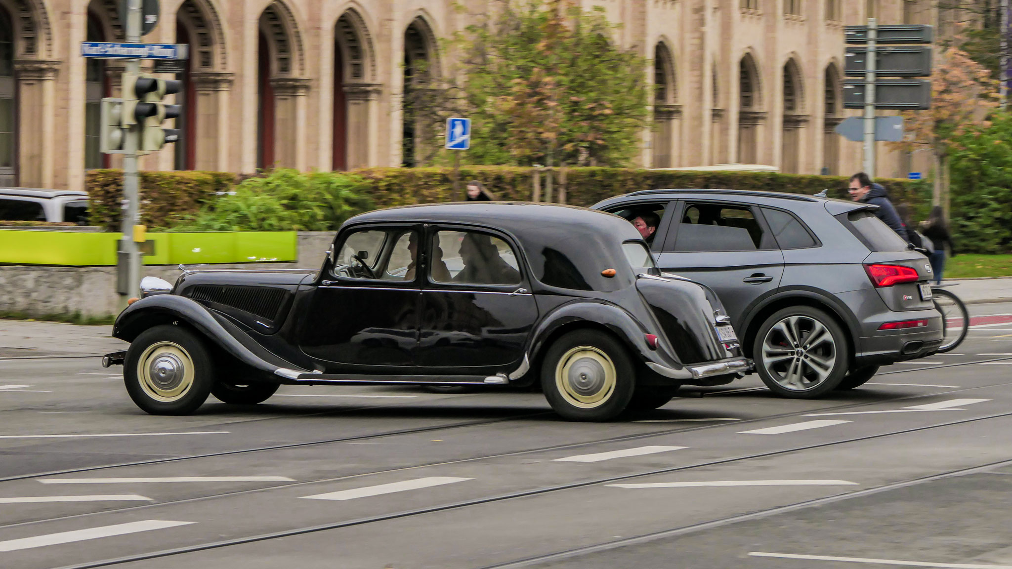 Citroen Traction Avant - M-SW867H
