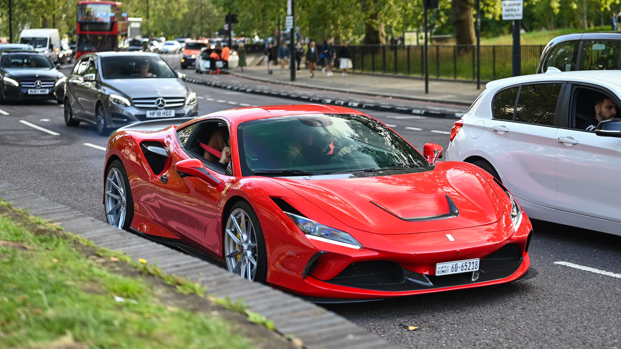 Ferrari F8 Tributo Novitec - 6065218 (KWT)