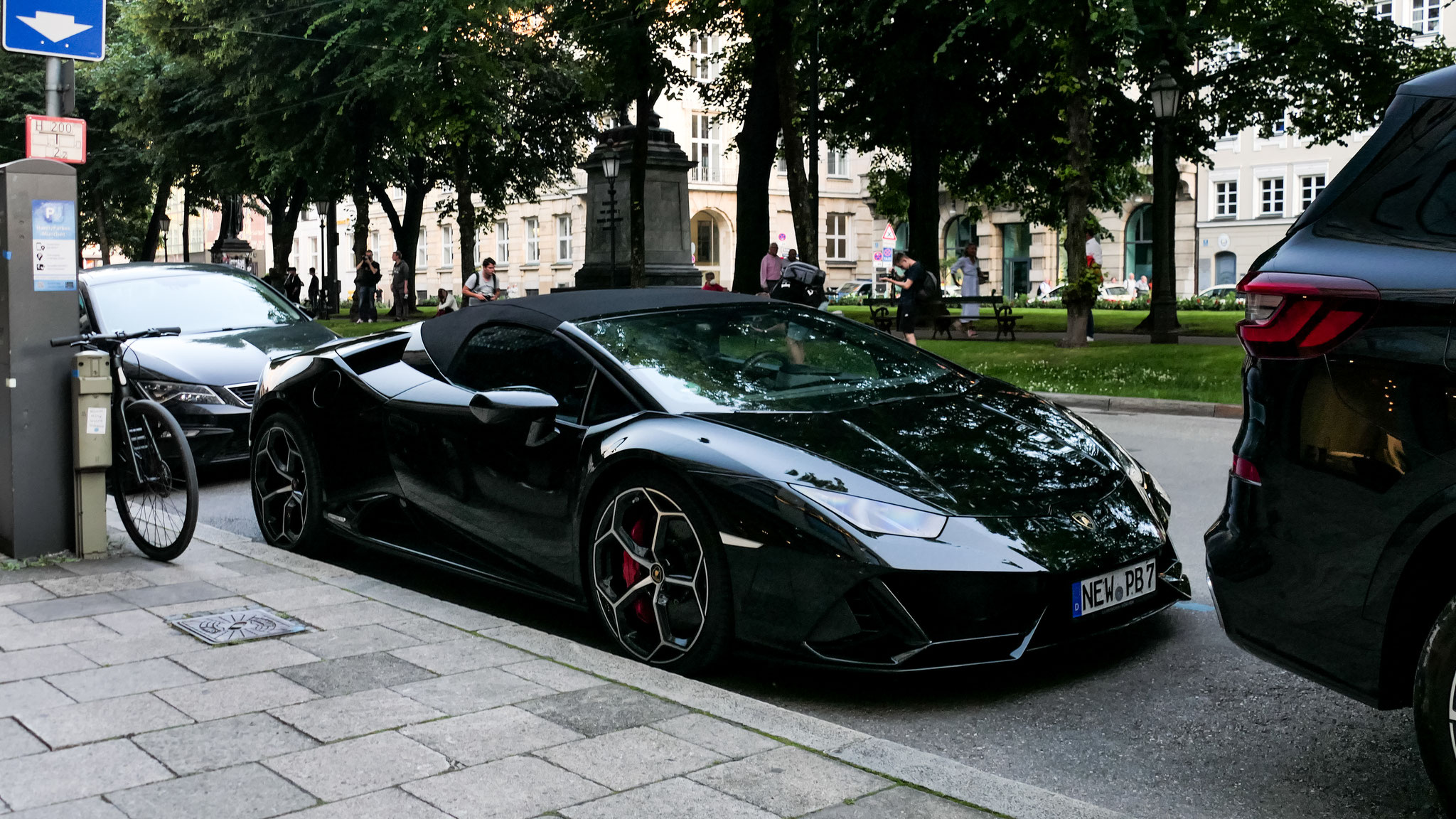 Lamborghini Huracan Evo Spyder - NEW-PB7