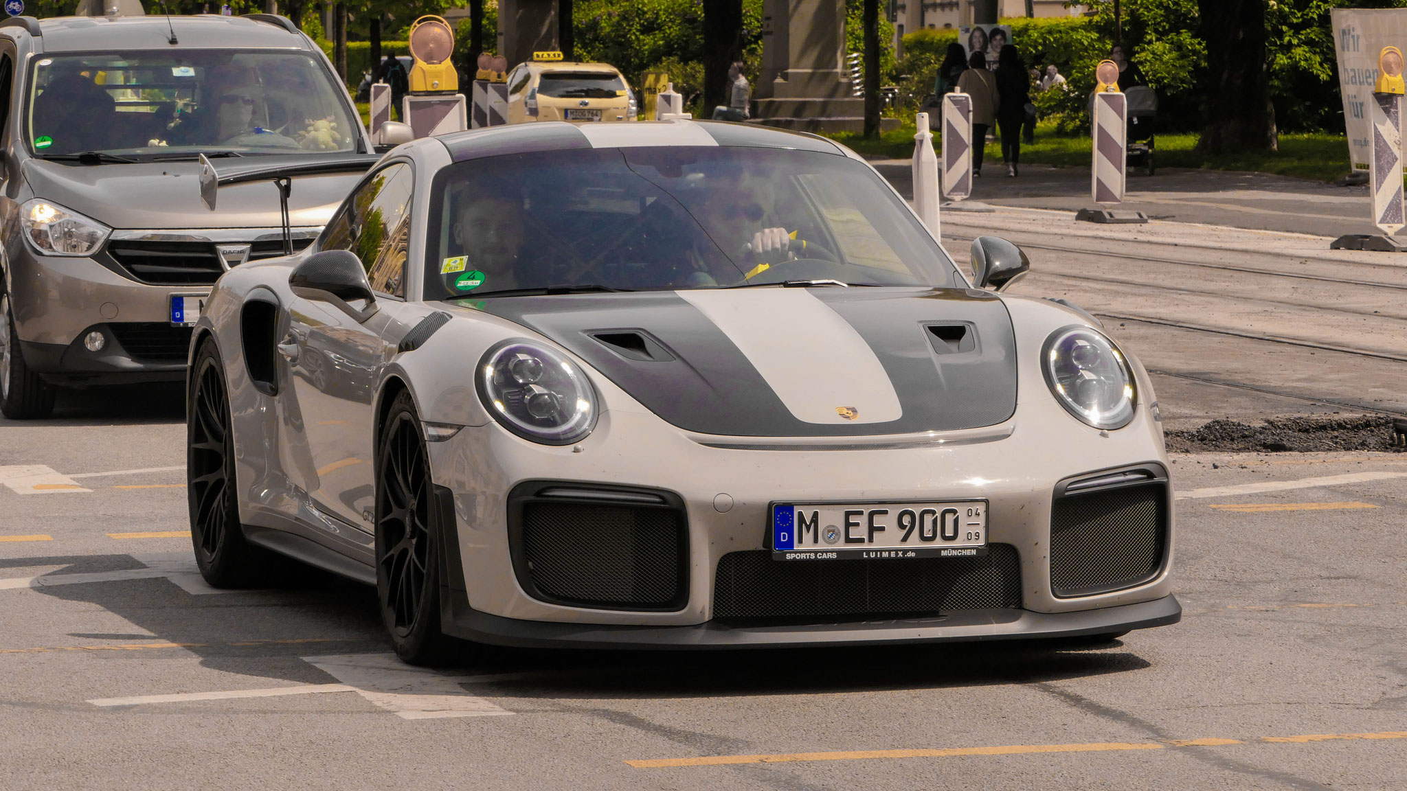 Porsche GT2 RS - M-EF900