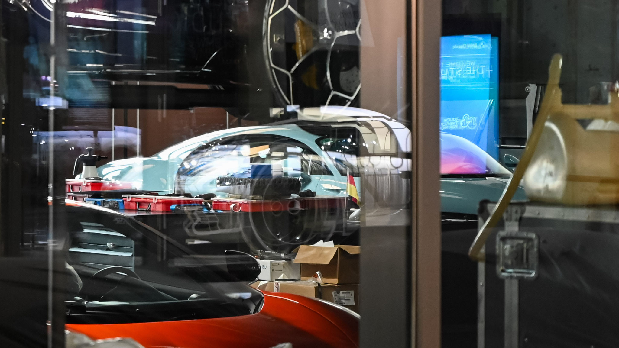 Bugatti Chiron Super Sport - KT-FI440