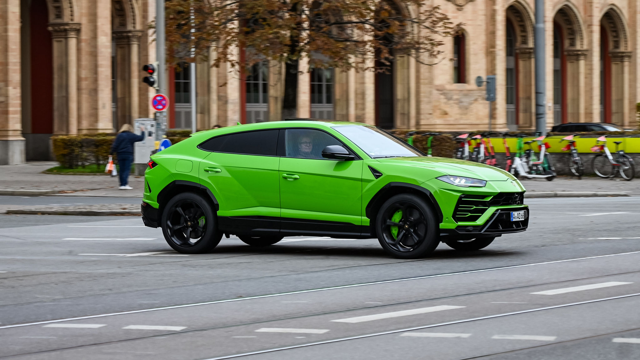Lamborghini Urus - A-AD68
