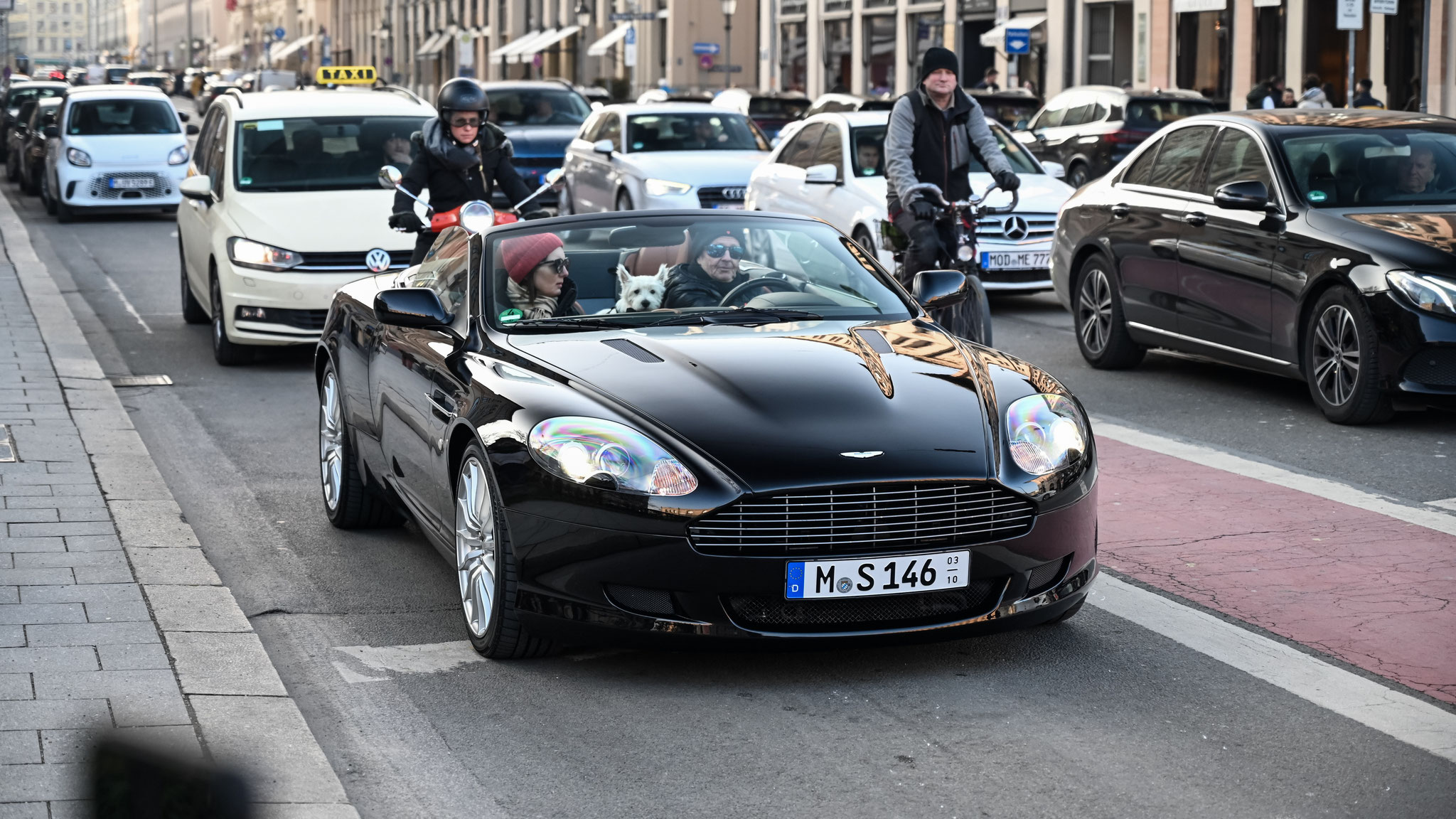 Aston Martin DB9 Volante - M-S146
