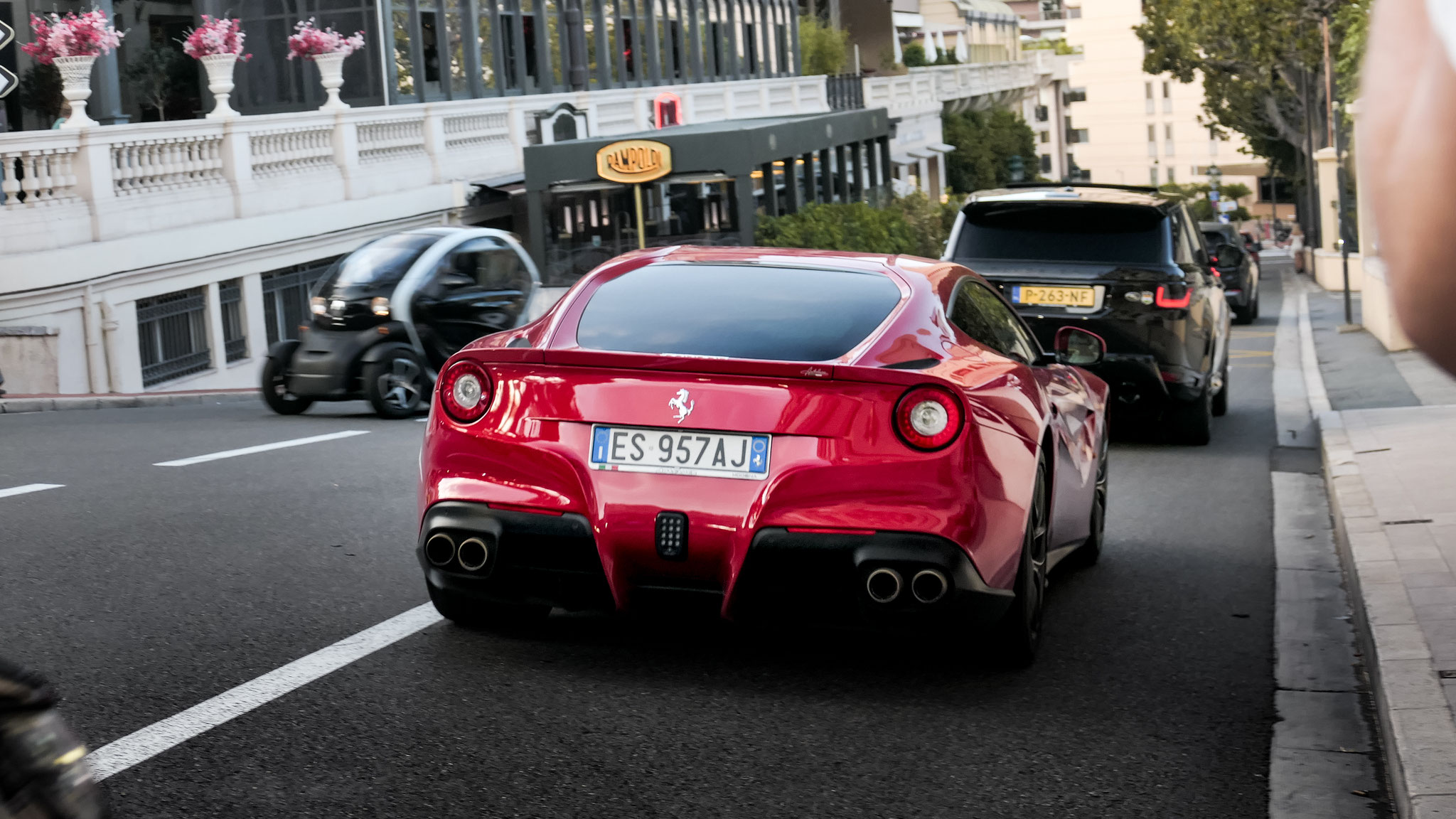 Ferrari F12 Berlinetta - ES957AJ (ITA)