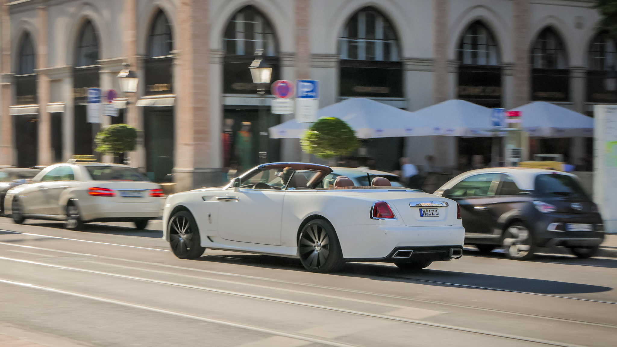 Rolls Royce Dawn - M-IZ1
