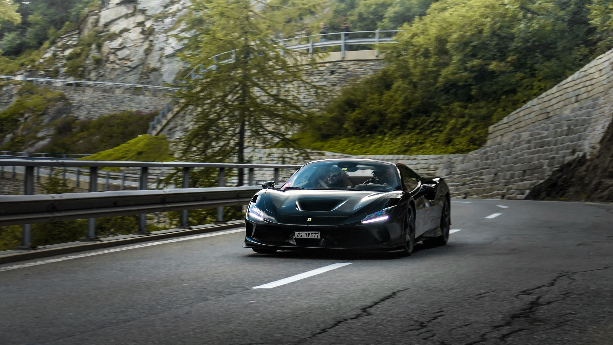 Ferrari F8 Spider - ZG78577 (CH)