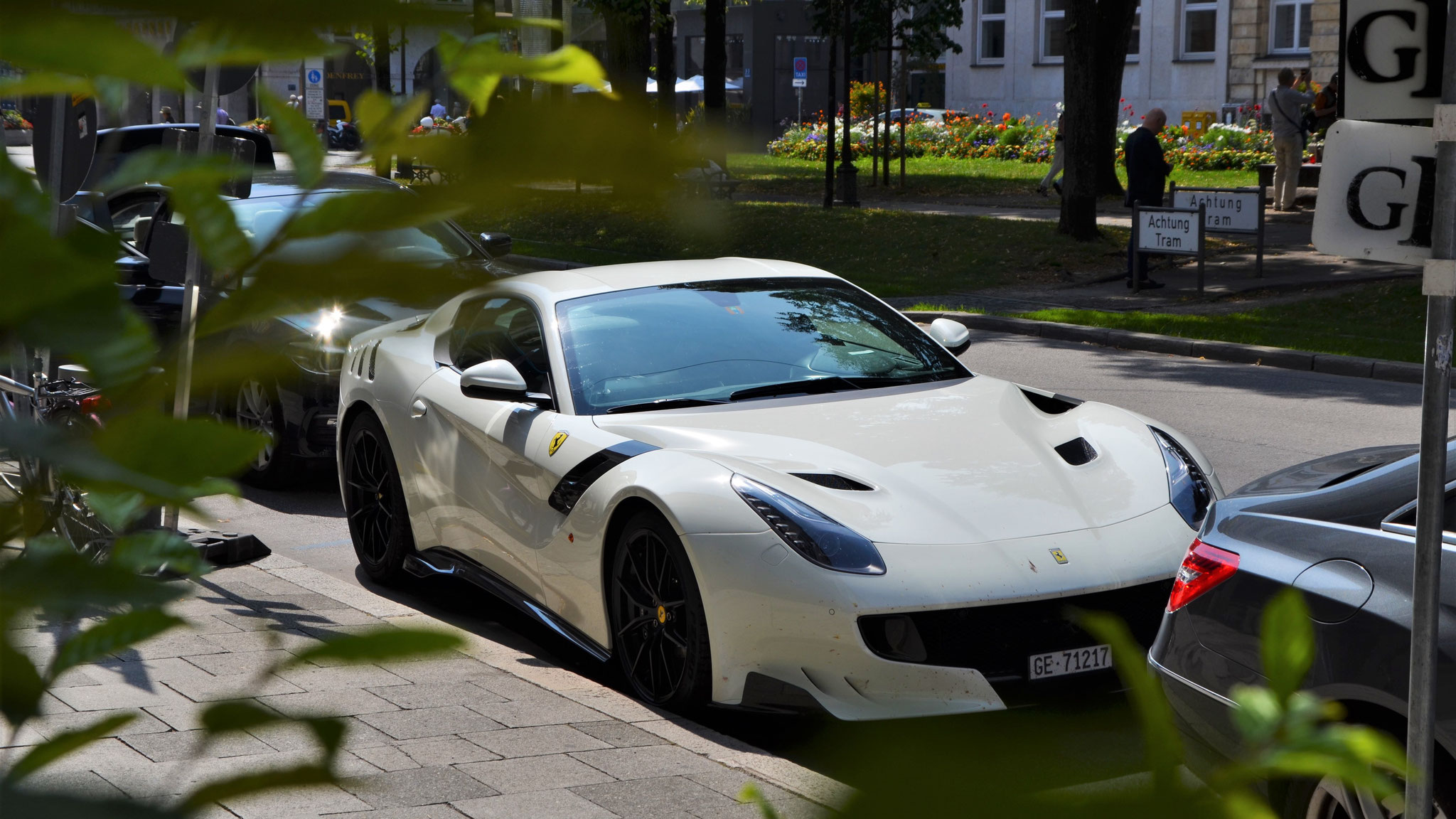 Ferrari F12 TDF - GE71217 (CH)