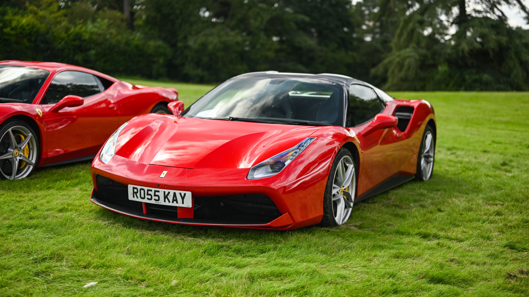 Ferrari 488 Spider - RO55KAY (GB)