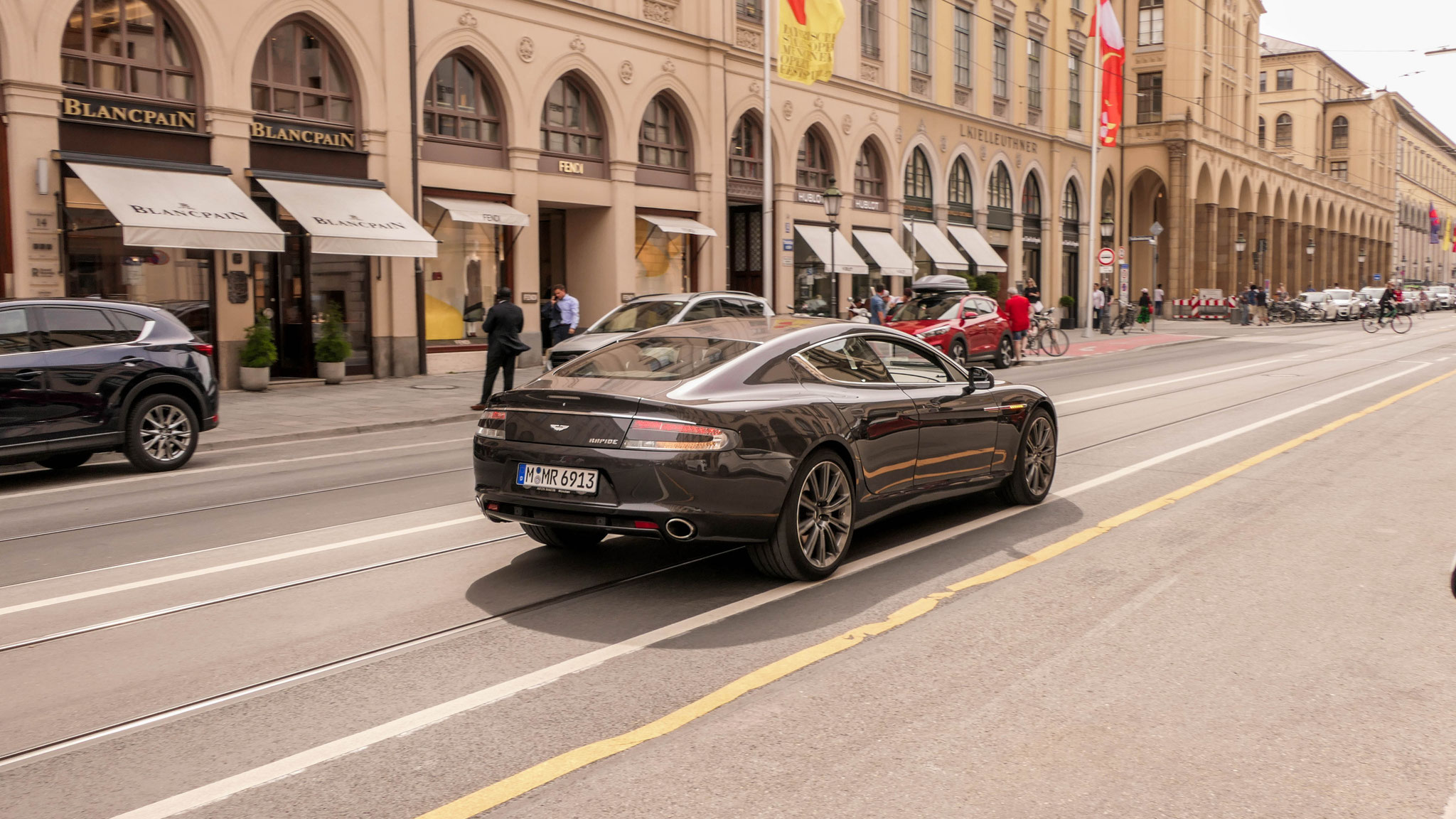 Aston Martin Rapide - M-MR6913