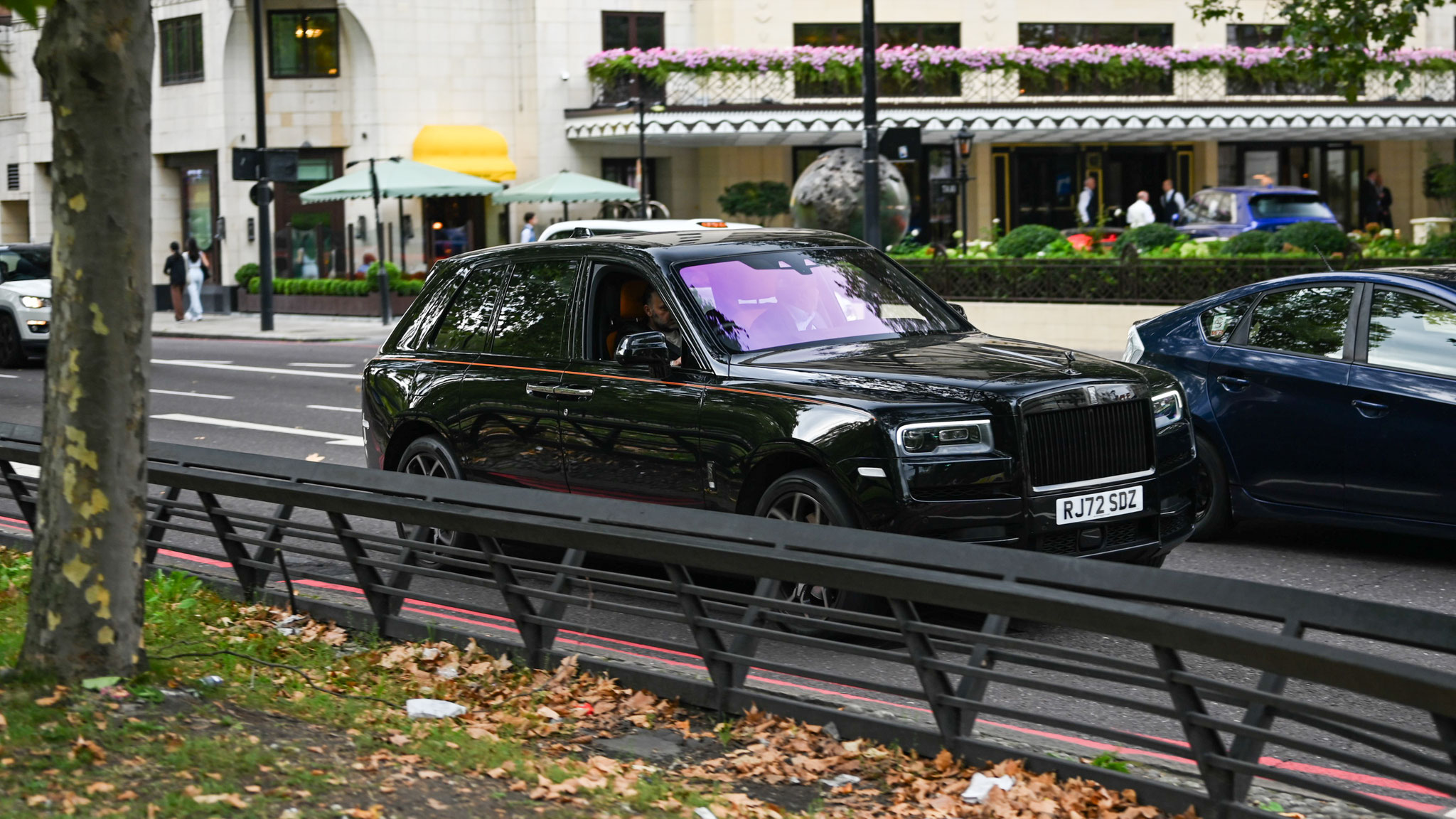 Rolls Royce Cullinan - RJ72SDZ (GB)