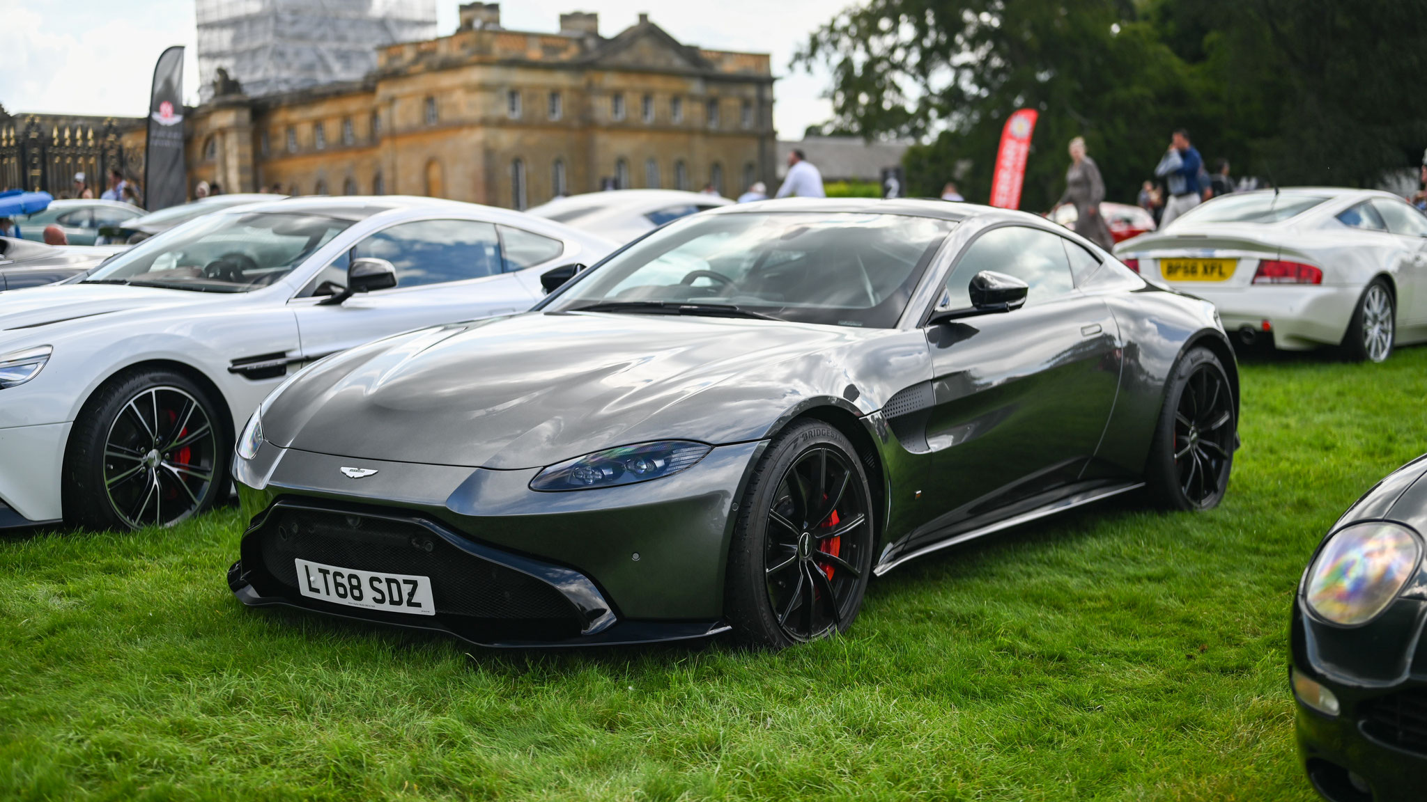 Aston Martin Vantage - LT68SDZ (GB)