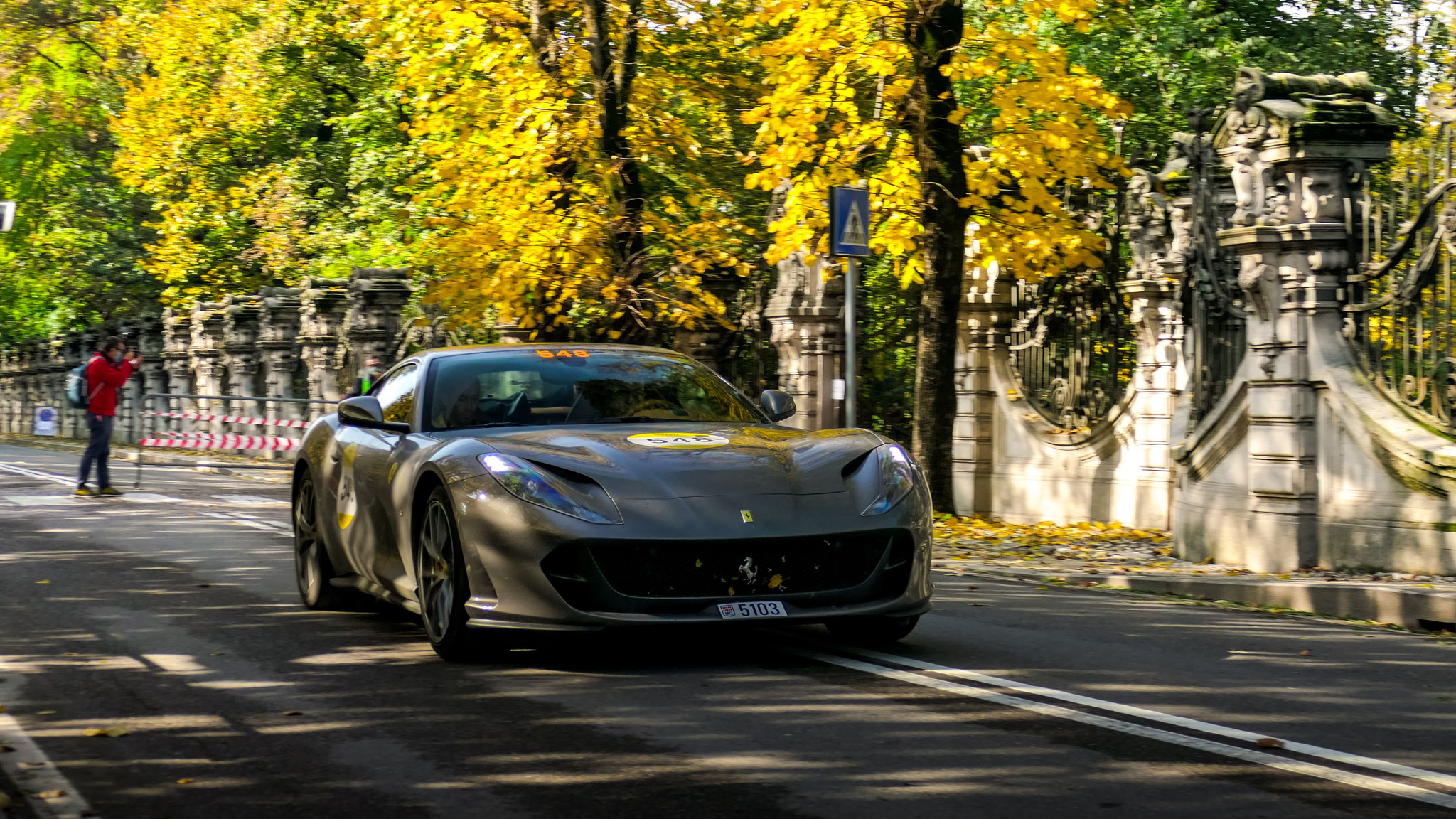 Ferrari 812 Superfast - 5103 (MC)