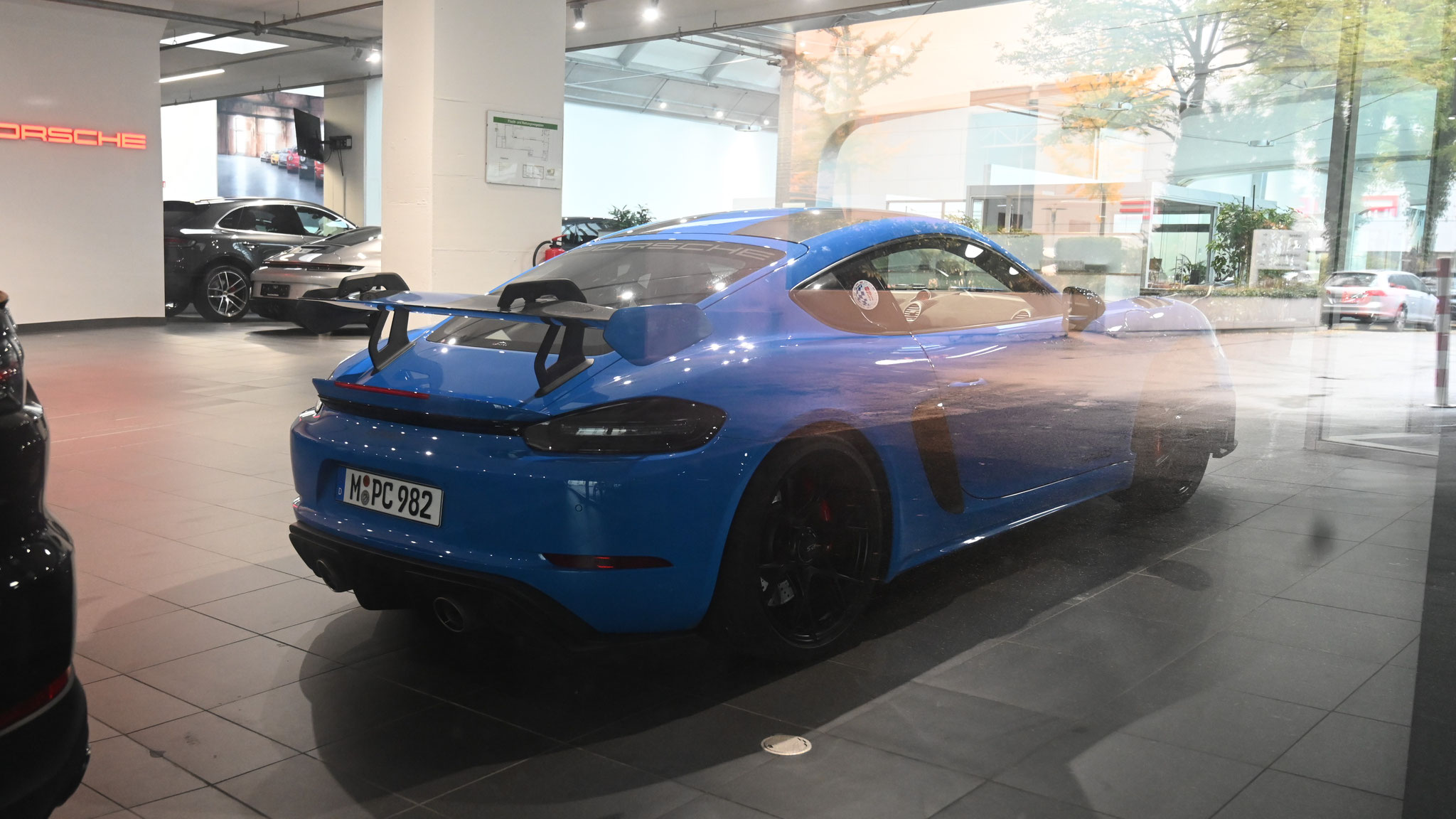 Porsche 718 GT4 RS - M-PC982