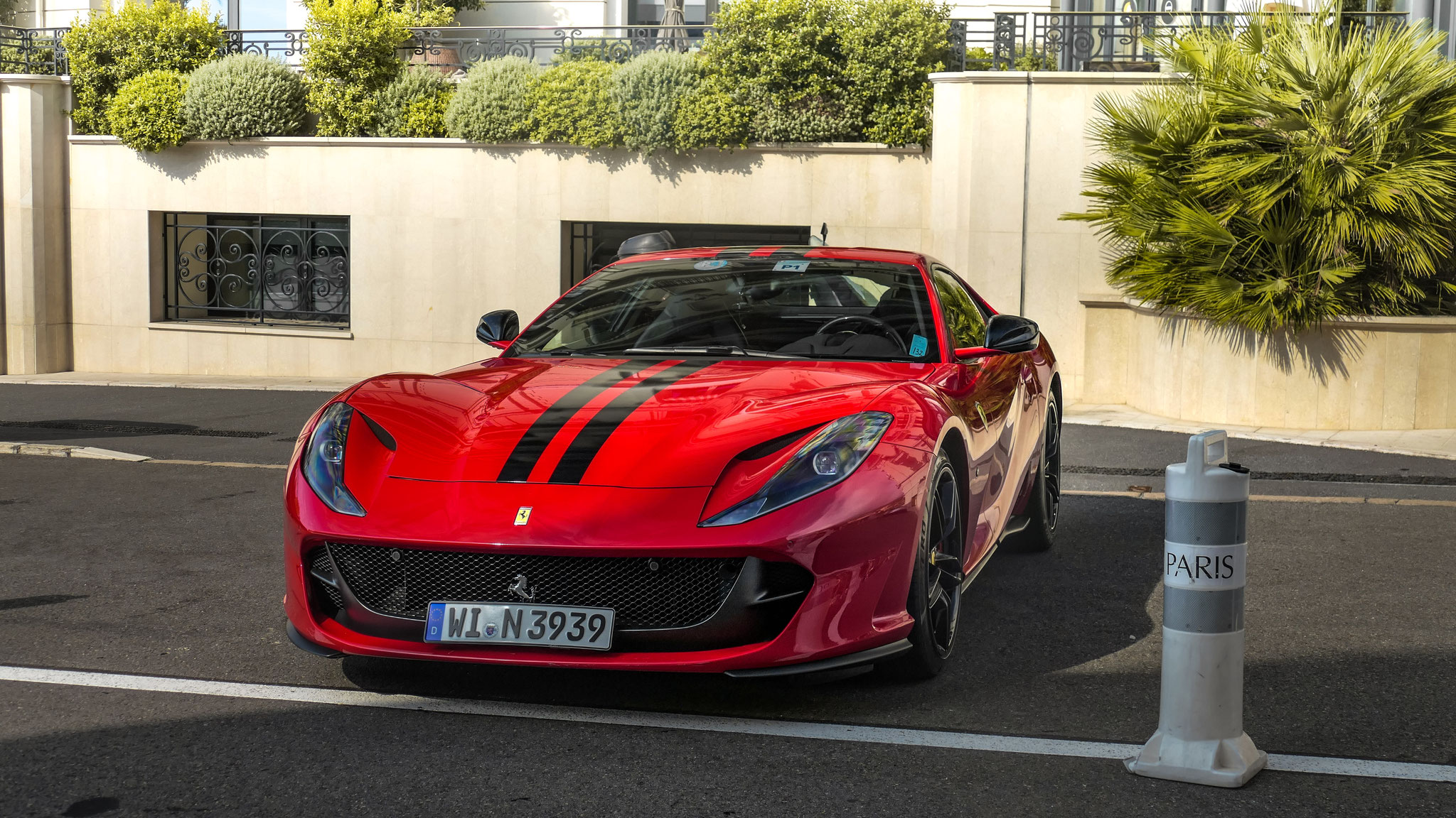 Ferrari 812 Superfast - WI-N3939