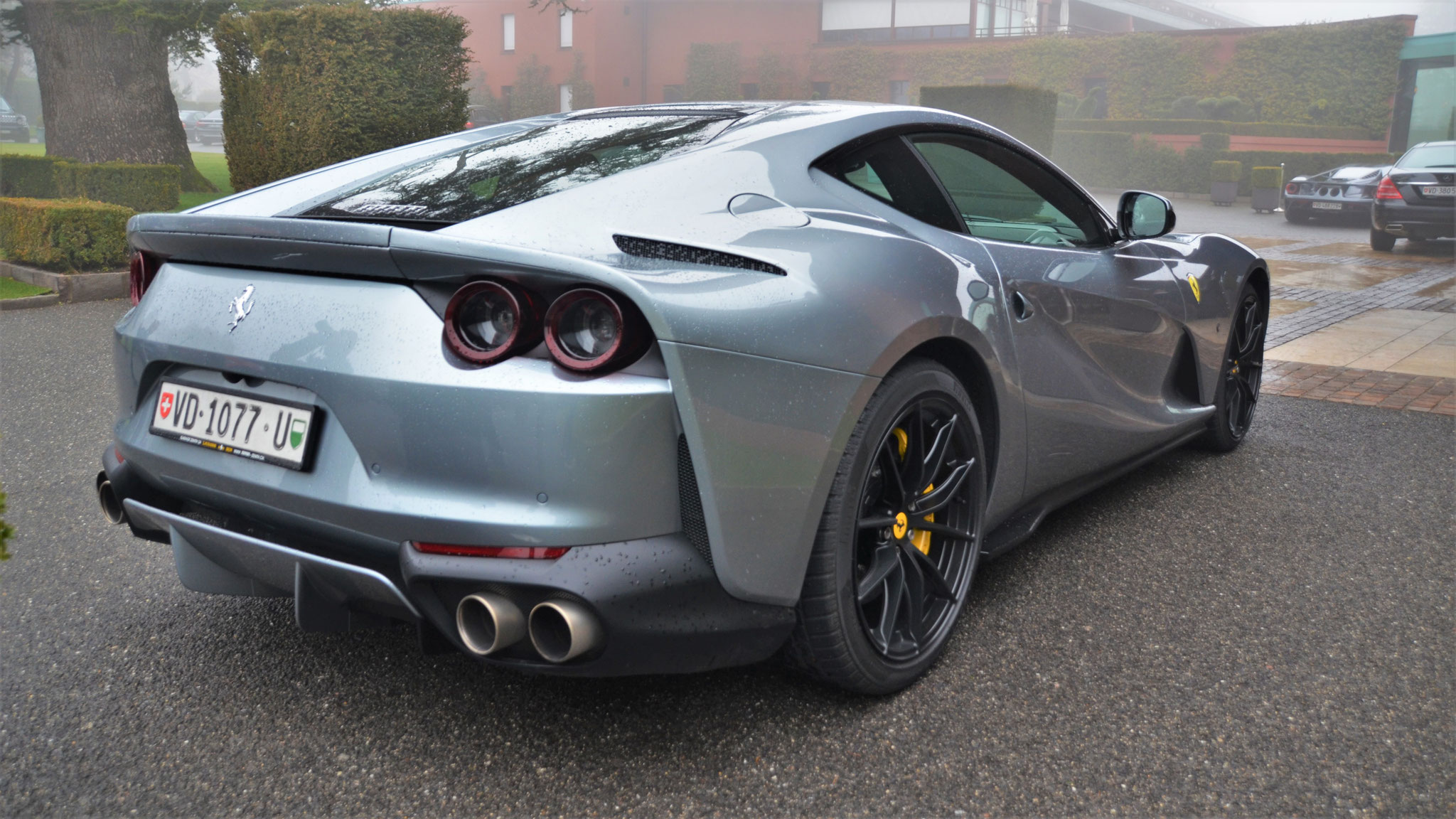 Ferrari 812 Superfast - VD1077U (CH)