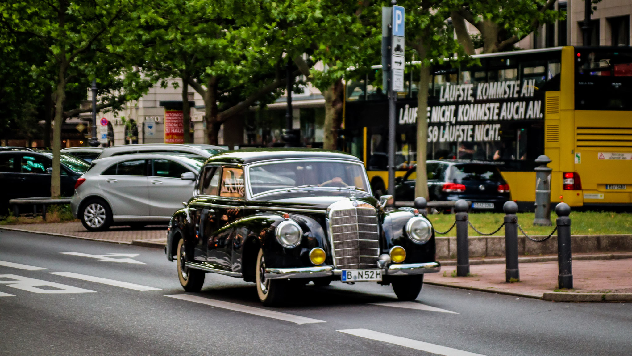 Mercedes 300 Adenauer - B-N52H