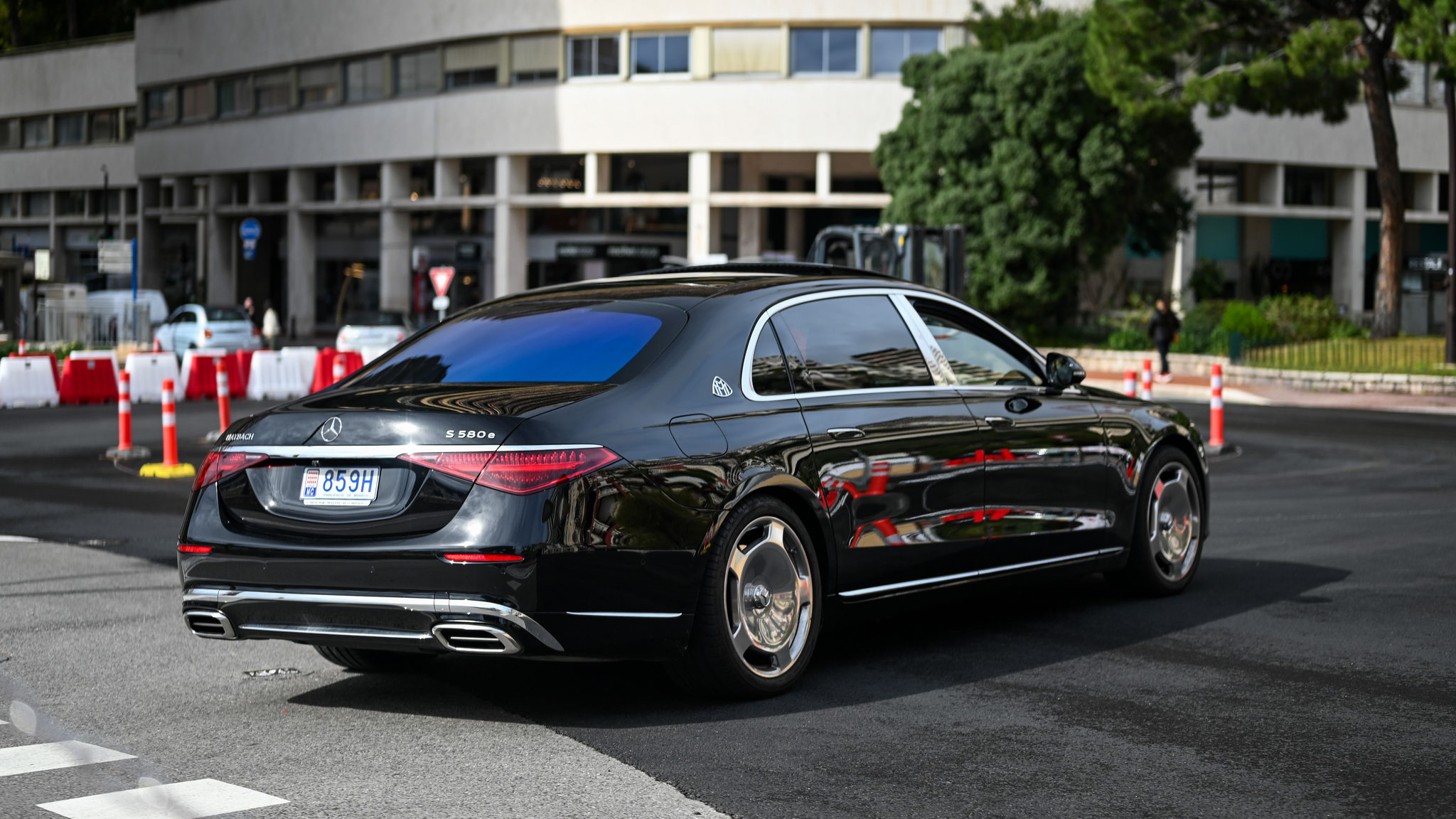 Mercedes Maybach S580e - 859H (MC) 