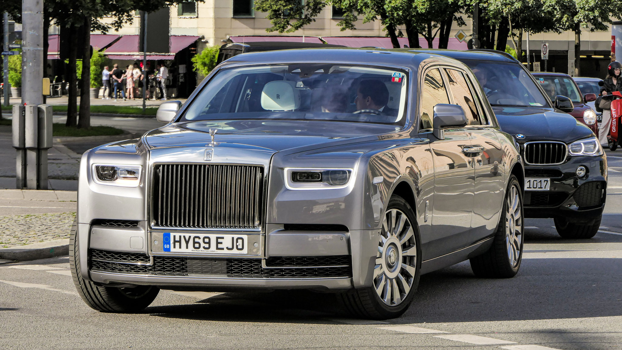 Rolls Royce Phantom - HY69EJO (GB)