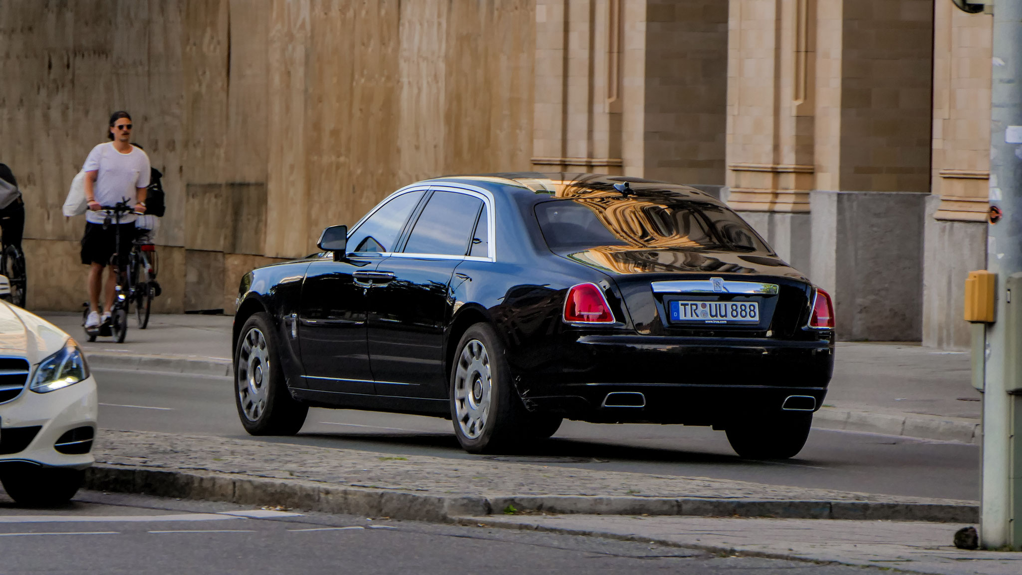 Rolls Royce Ghost Series II - TR-UU888