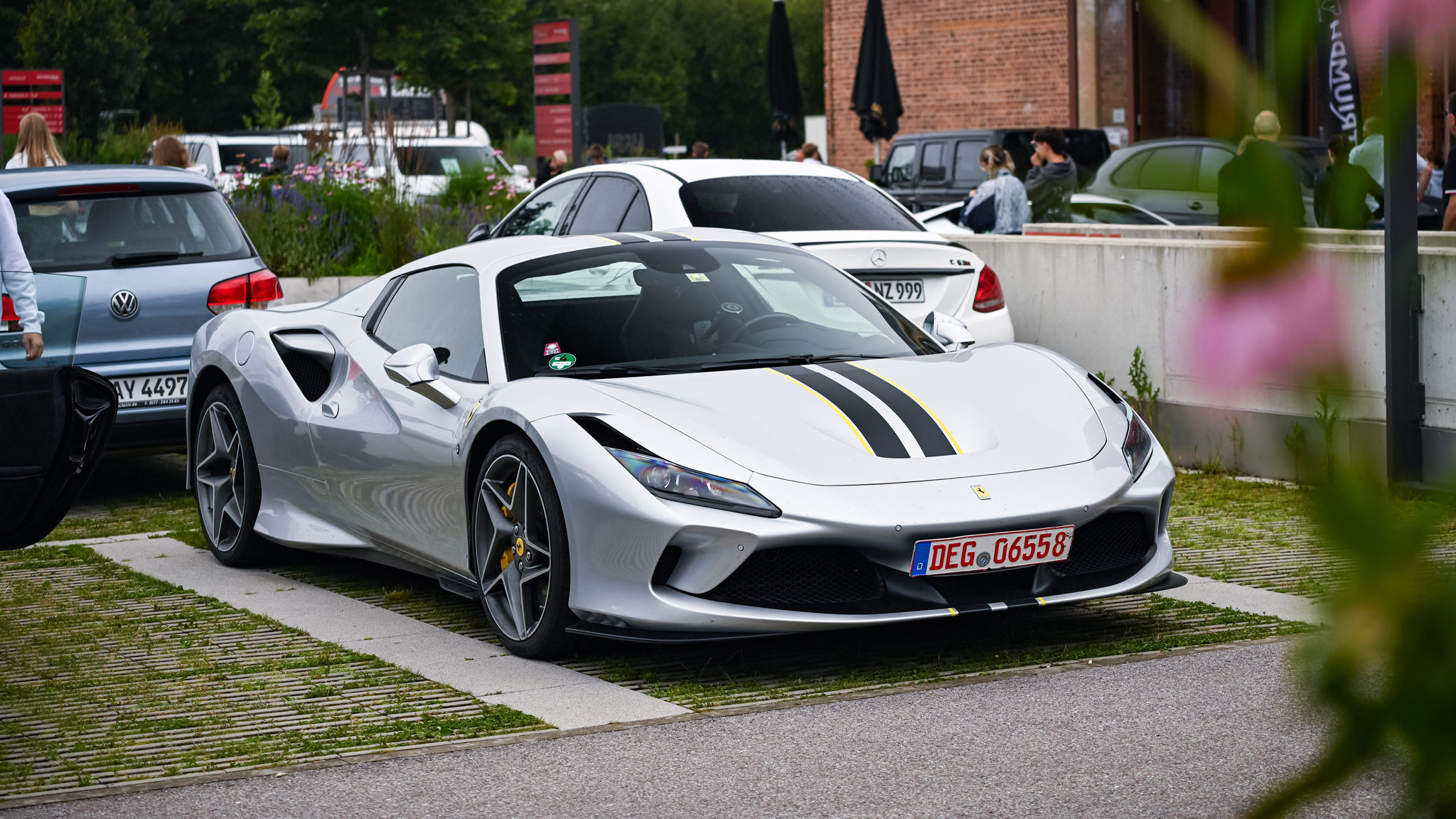 Ferrari F8 Spider - DEG-06558