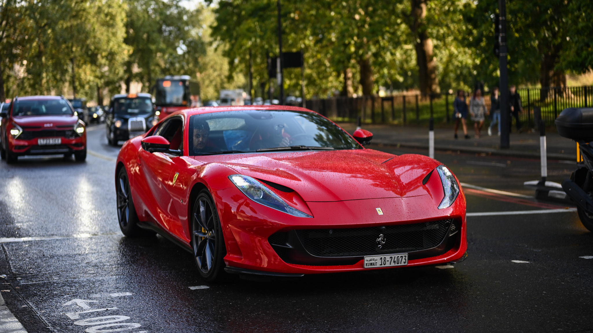 Ferrari 812 Superfast - 1874073 (KWT)