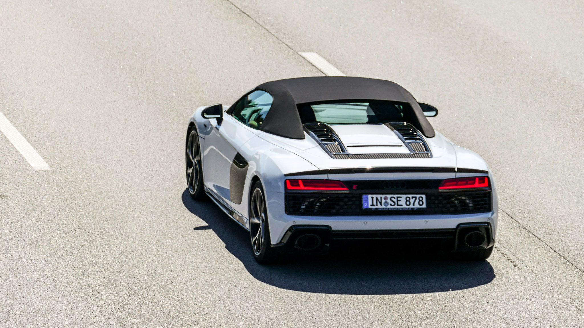 Audi R8 V10 Spyder - IN-SE878