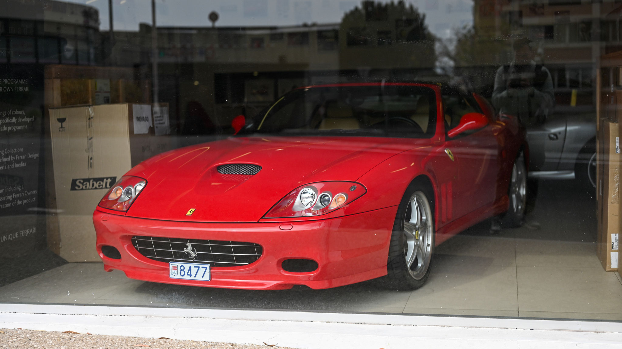 Ferrari 575 Superamerica - 8477 (MC) 